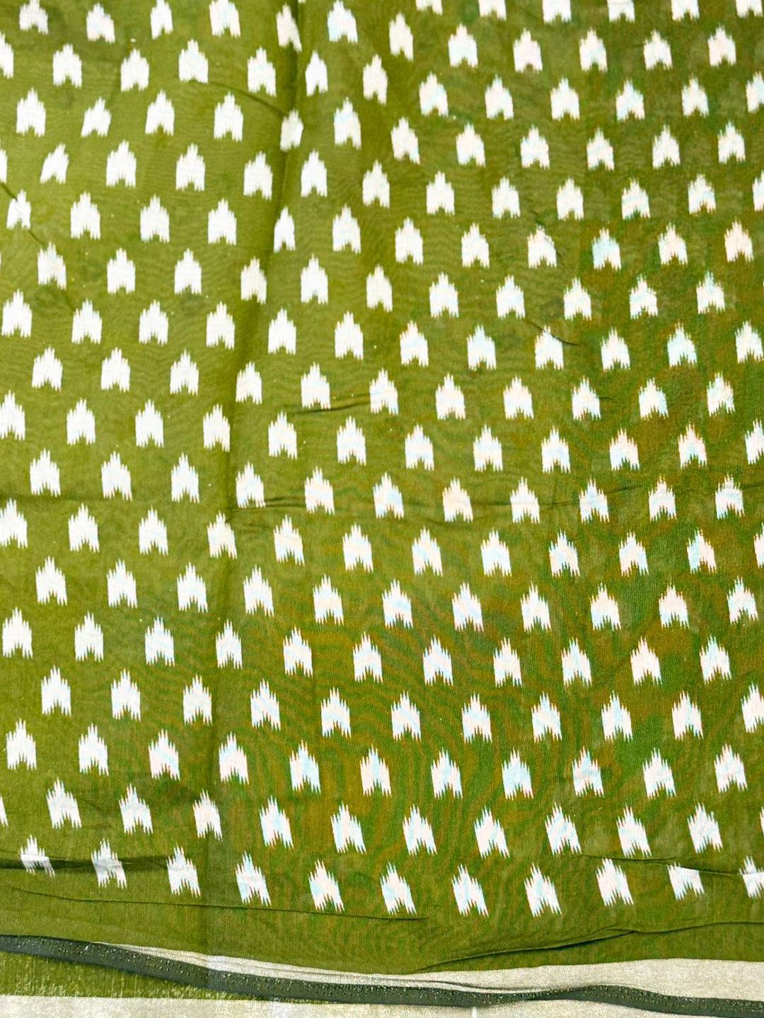 Green Mul Cotton Bandhej Print Saree