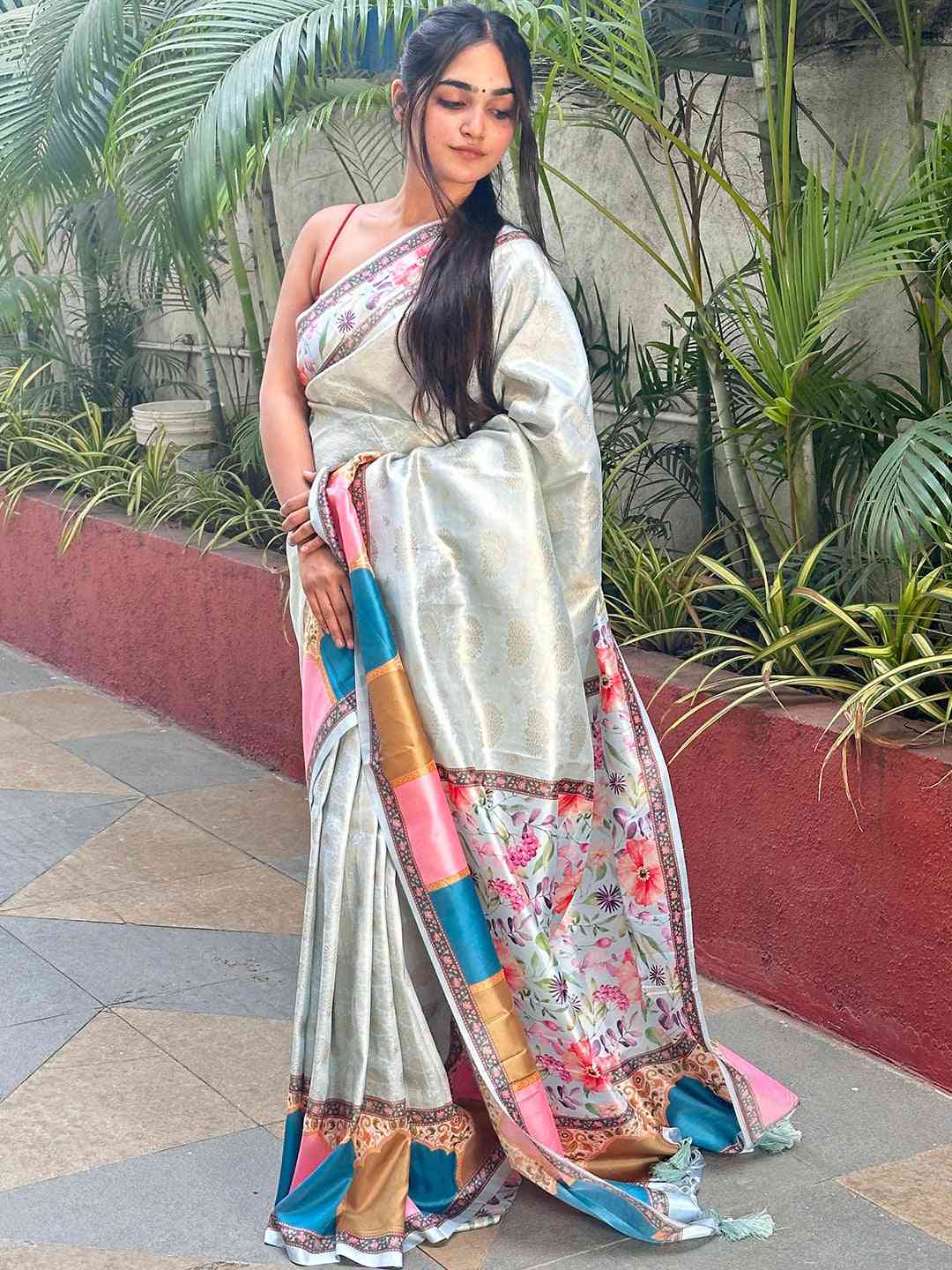 Exquisite Mughal Print Kanjivaram Saree with floral details