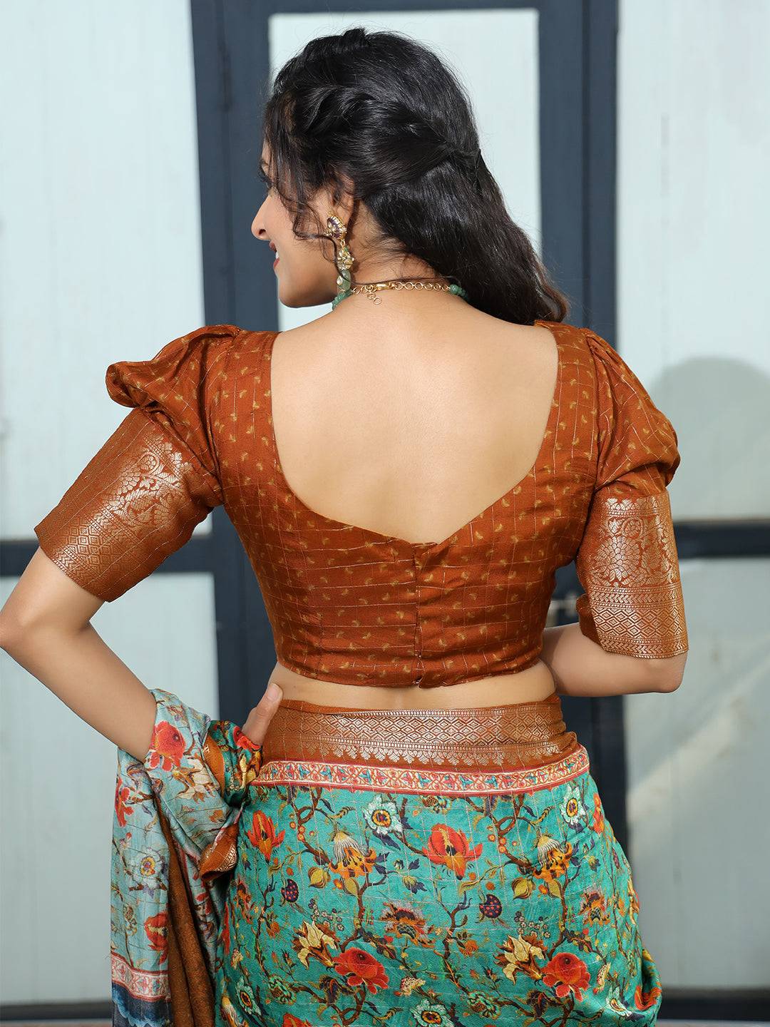 Turquoise Pure Viscose Dola Silk Saree With Mughal Motifs