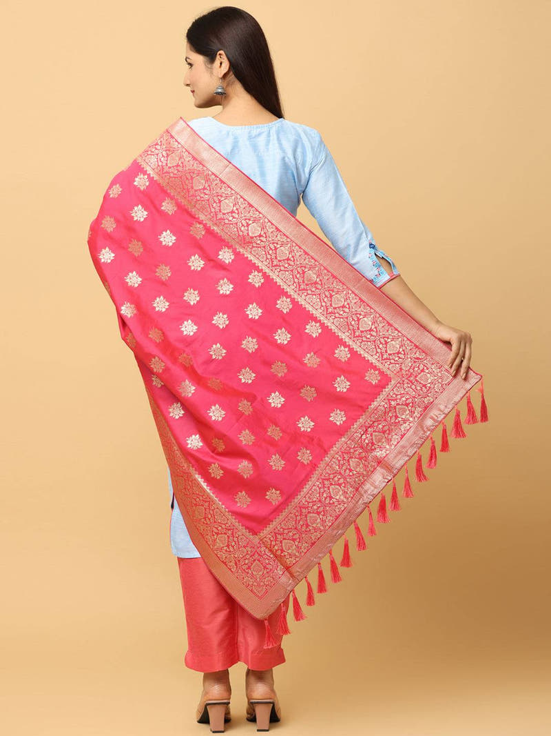 Back view of silk blend rani dupatta with tassels