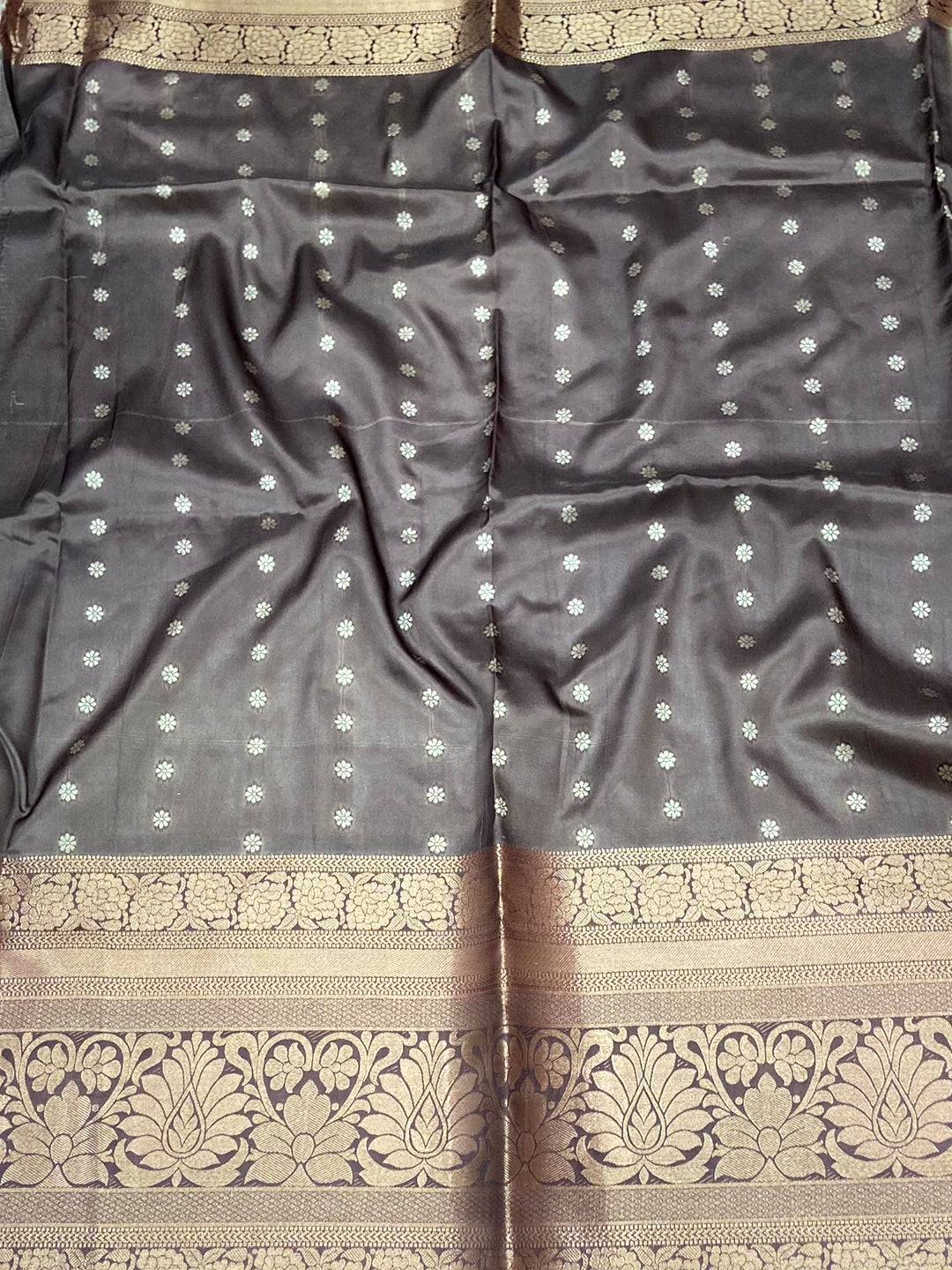 Stylish Banarasi Floral Print Saree