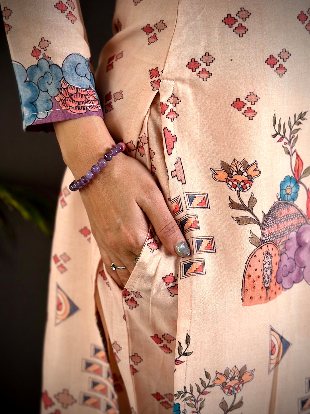 Drop Slit Kalamkari Straight Kurti