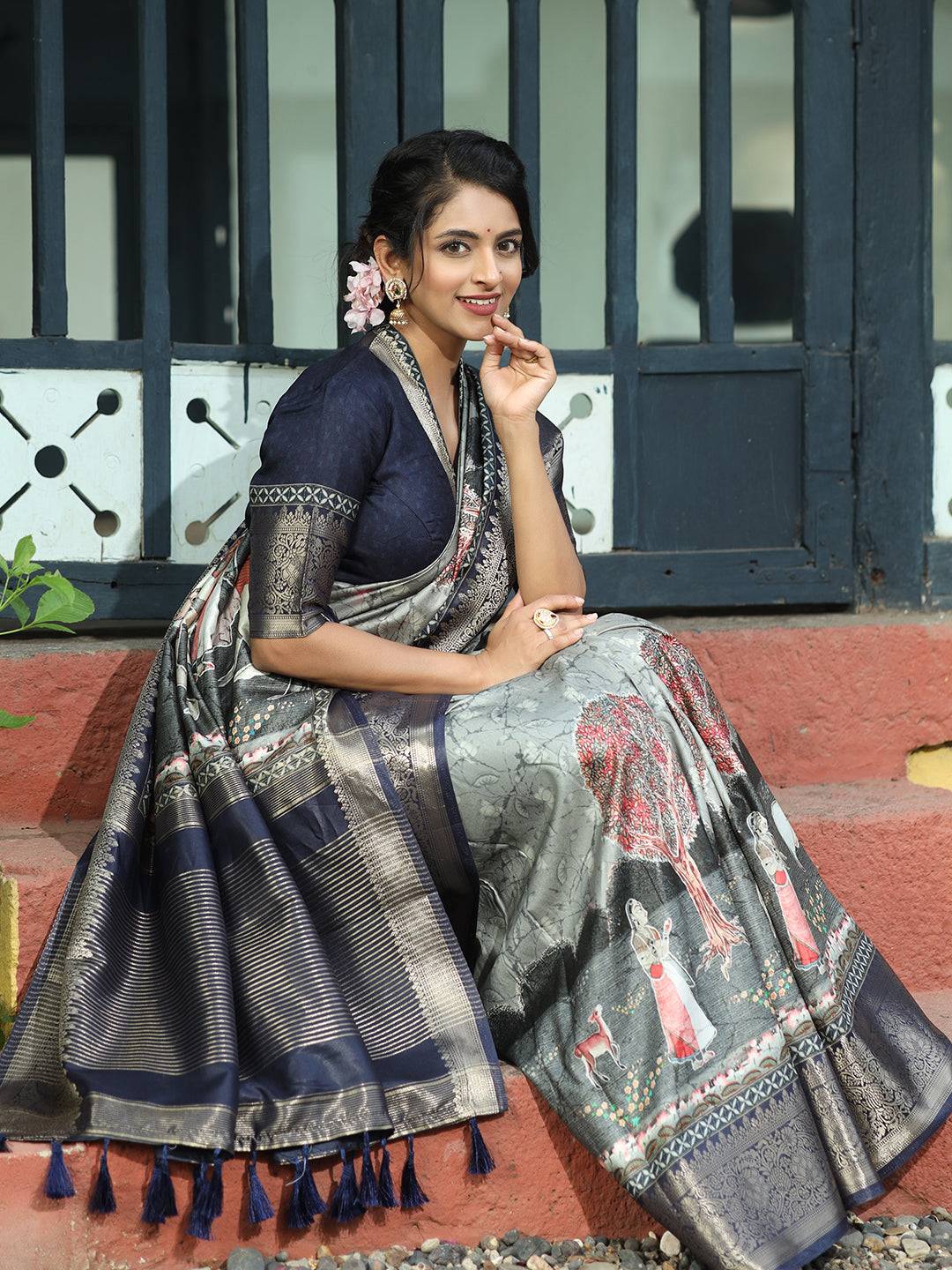 Grey Colour Batik Pen kalamkari Saree With Zari Weaving