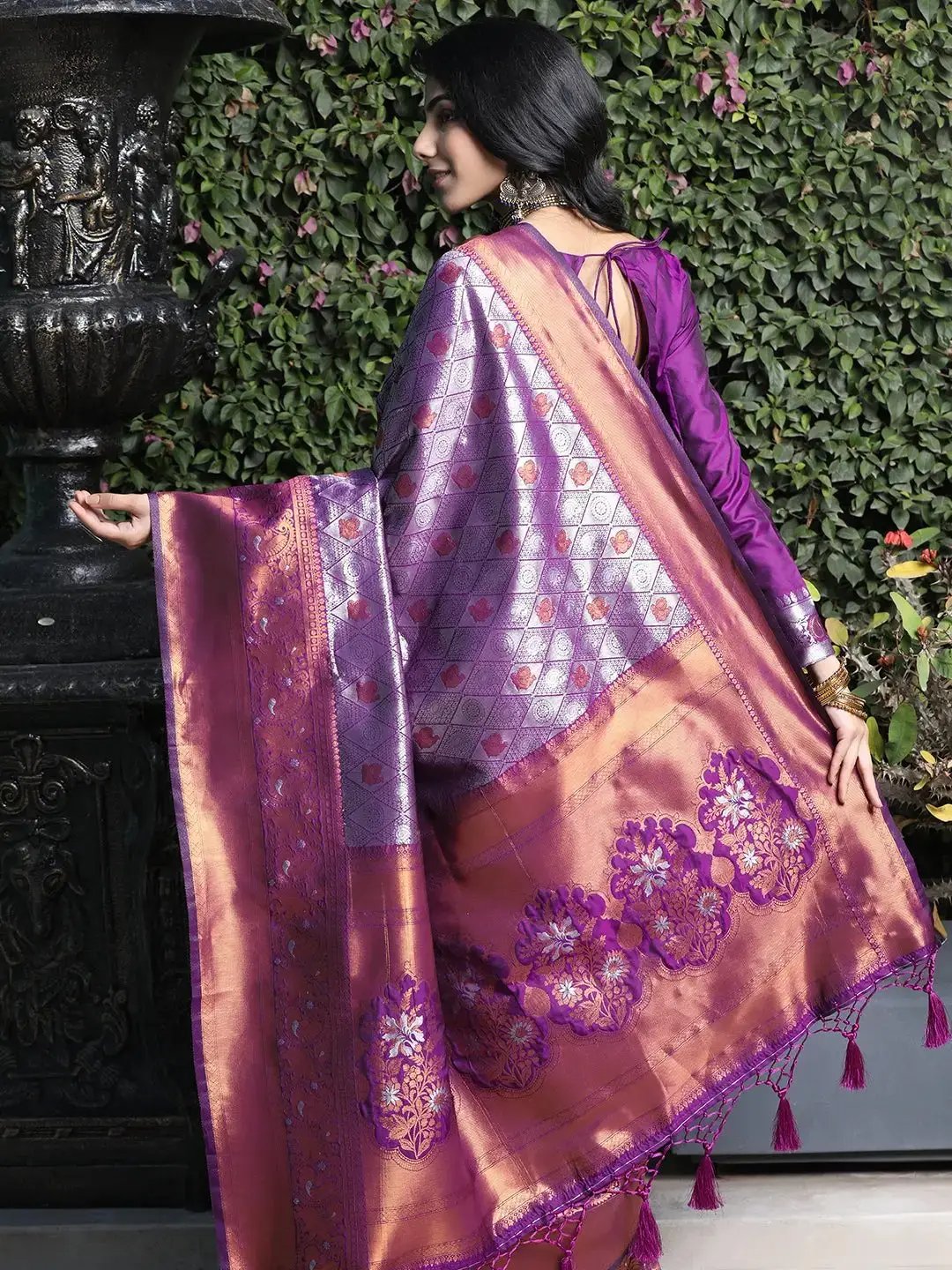 Kanjivaram Silk Saree With Zari Work