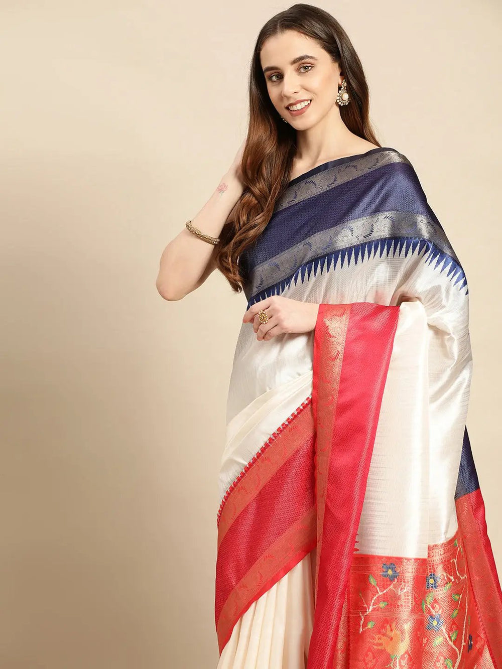 Ganga Jamuna Pattu Border Banarasi Soft Silk Saree
