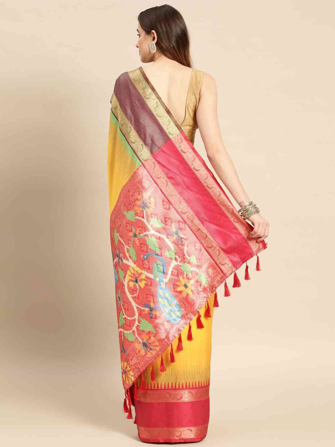 Ganga Jamuna Pattu Border Banarasi Soft Silk Saree