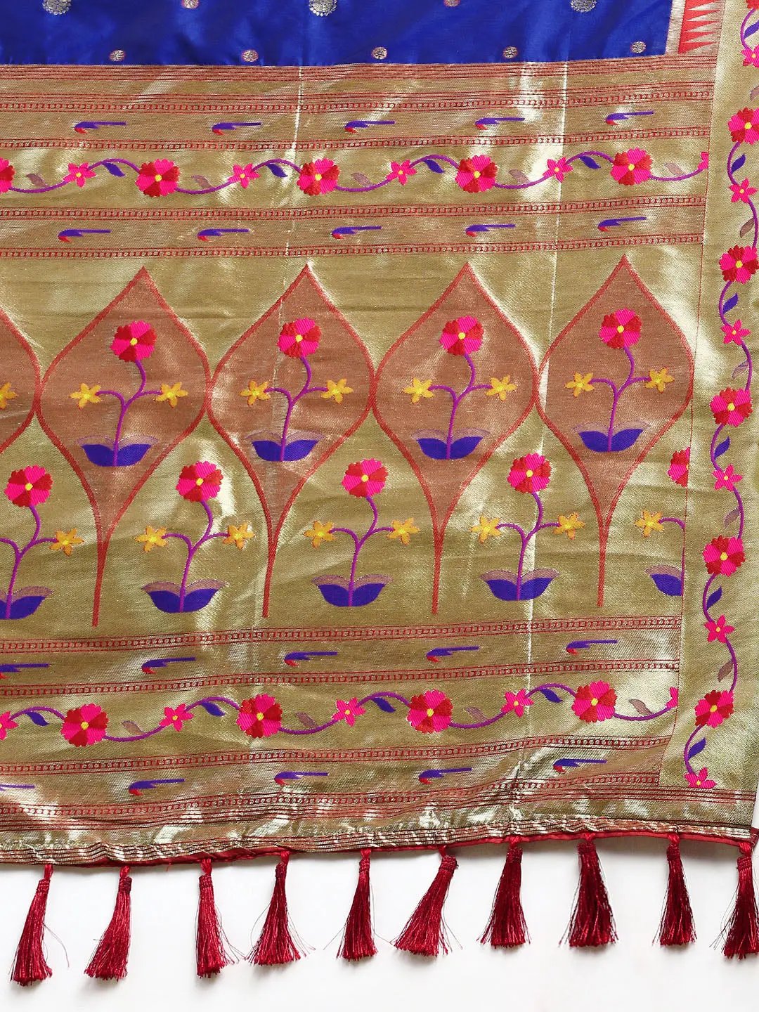 Exquisite Yevla Paithani Minakari Work Silk Saree