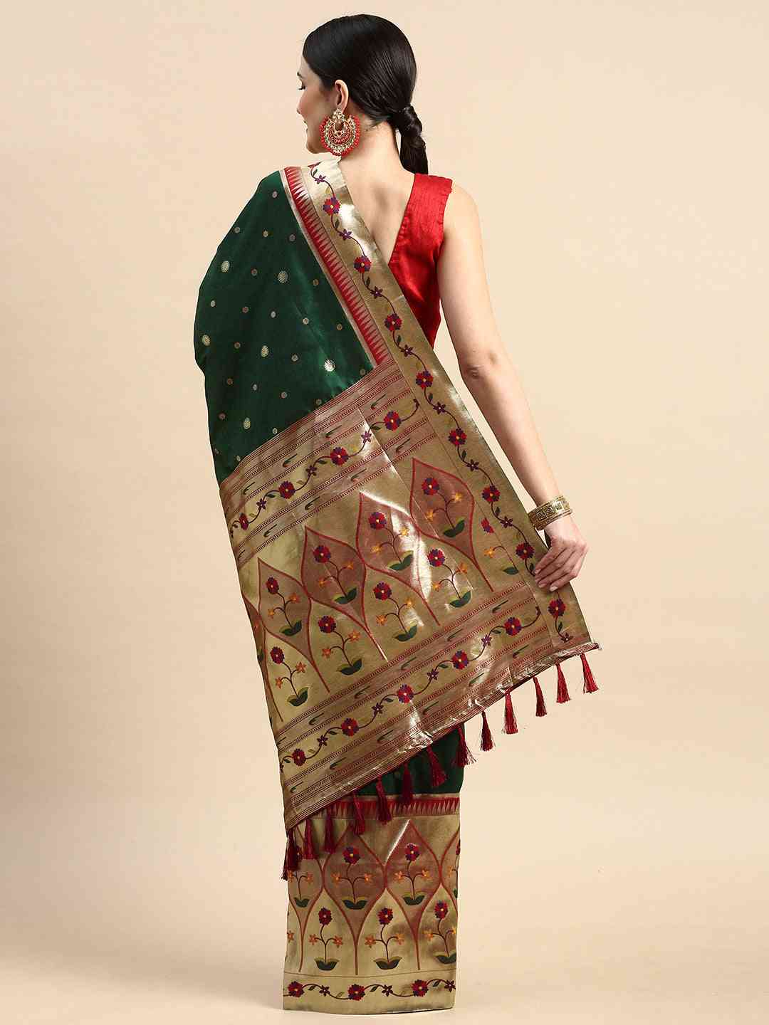 Exquisite Yevla Paithani Minakari Work Silk Saree