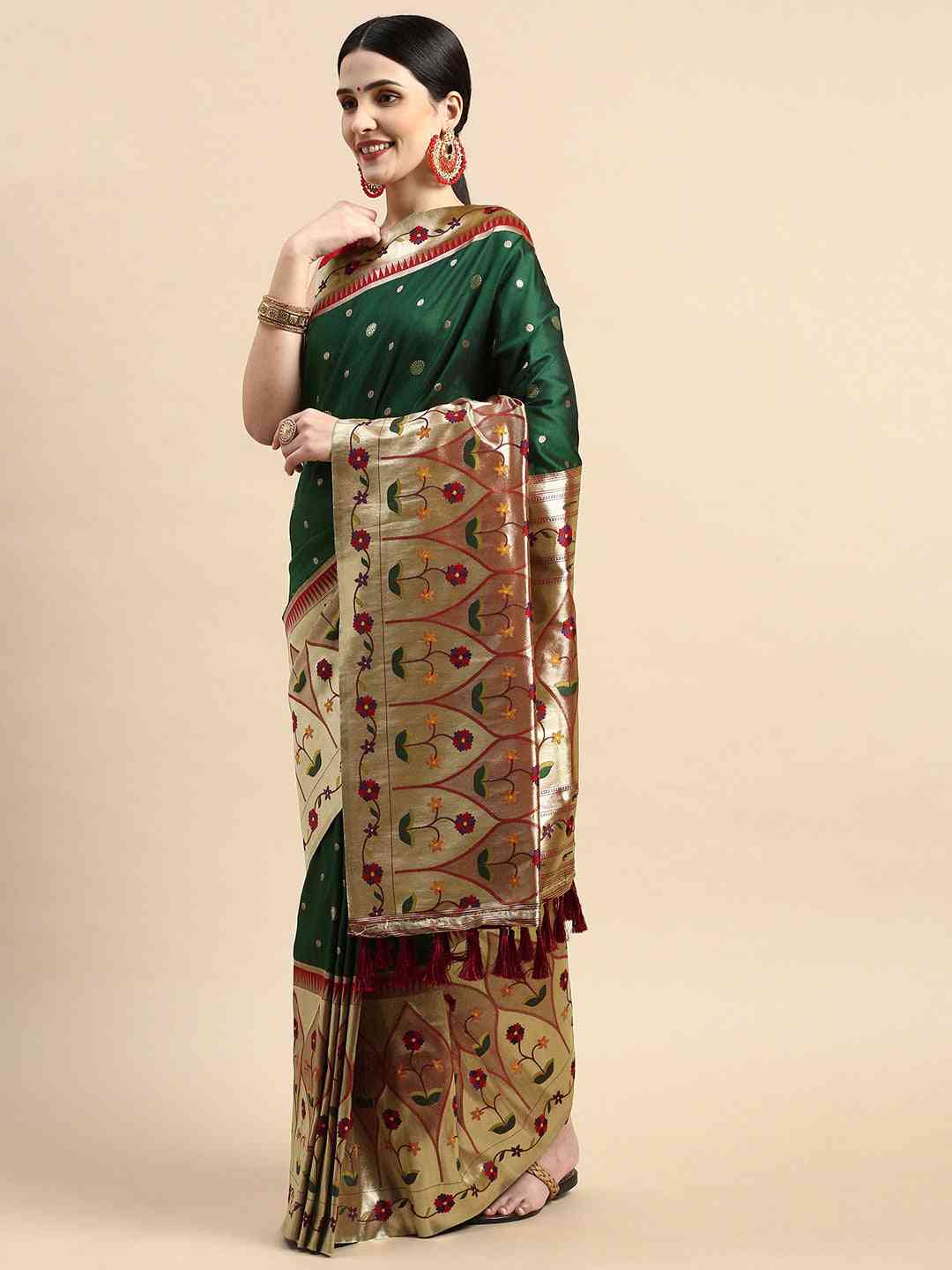 Exquisite Yevla Paithani Minakari Work Silk Saree