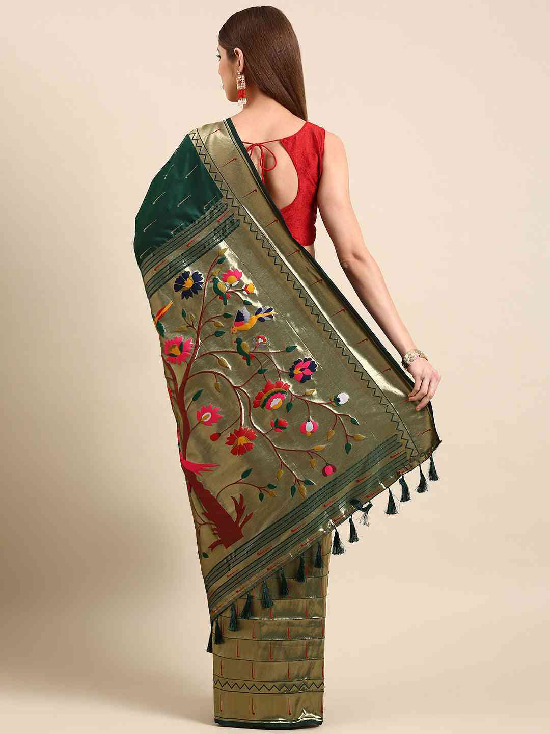 Exquisite Yevla Paithani Minakari Work Silk Saree