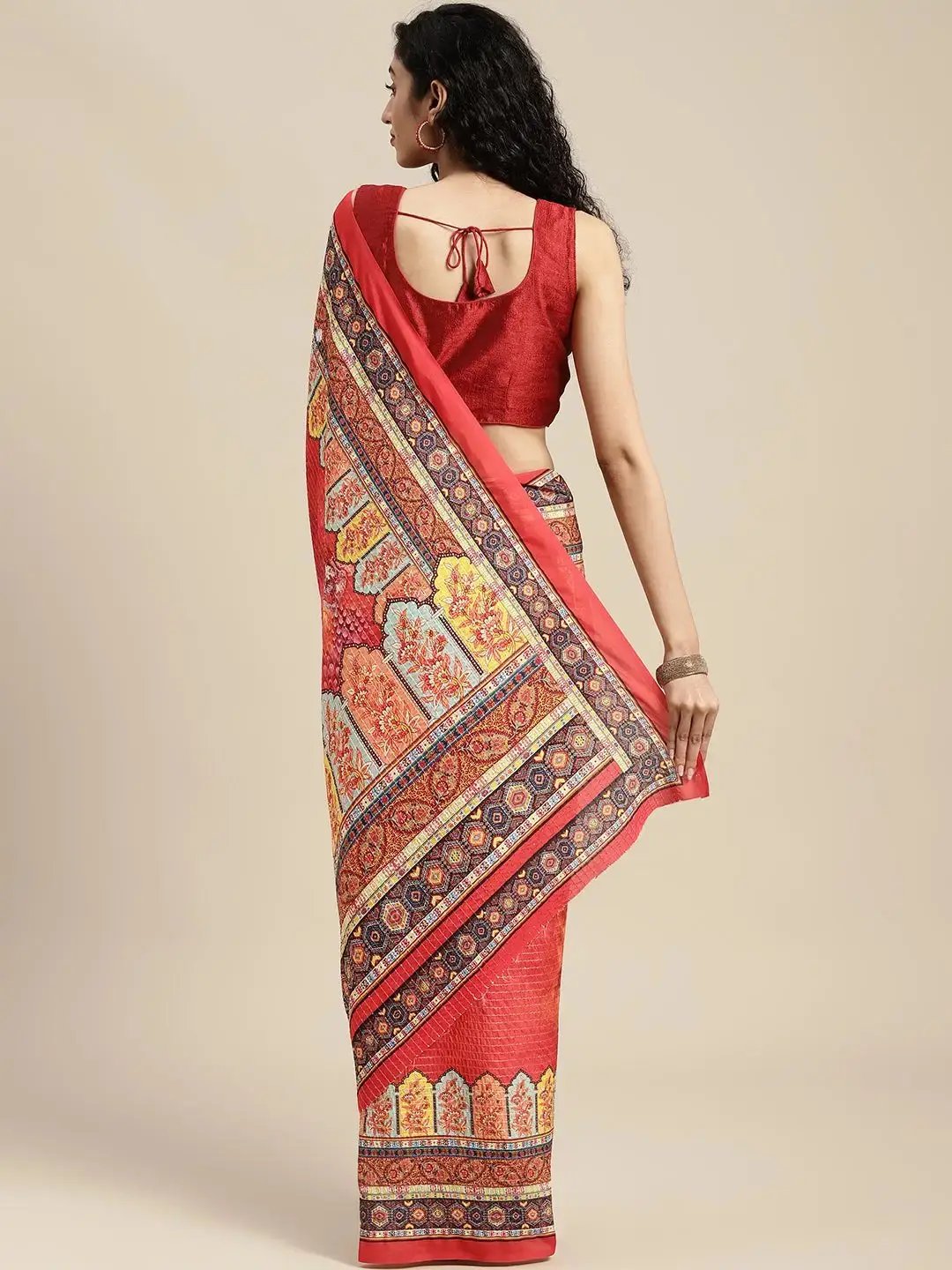 Beautiful Floral Printed Silk Saree