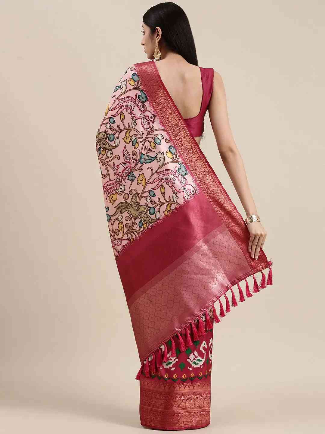 Stylish Kanjivaram Zari Silk Saree With Ethnic Motifs