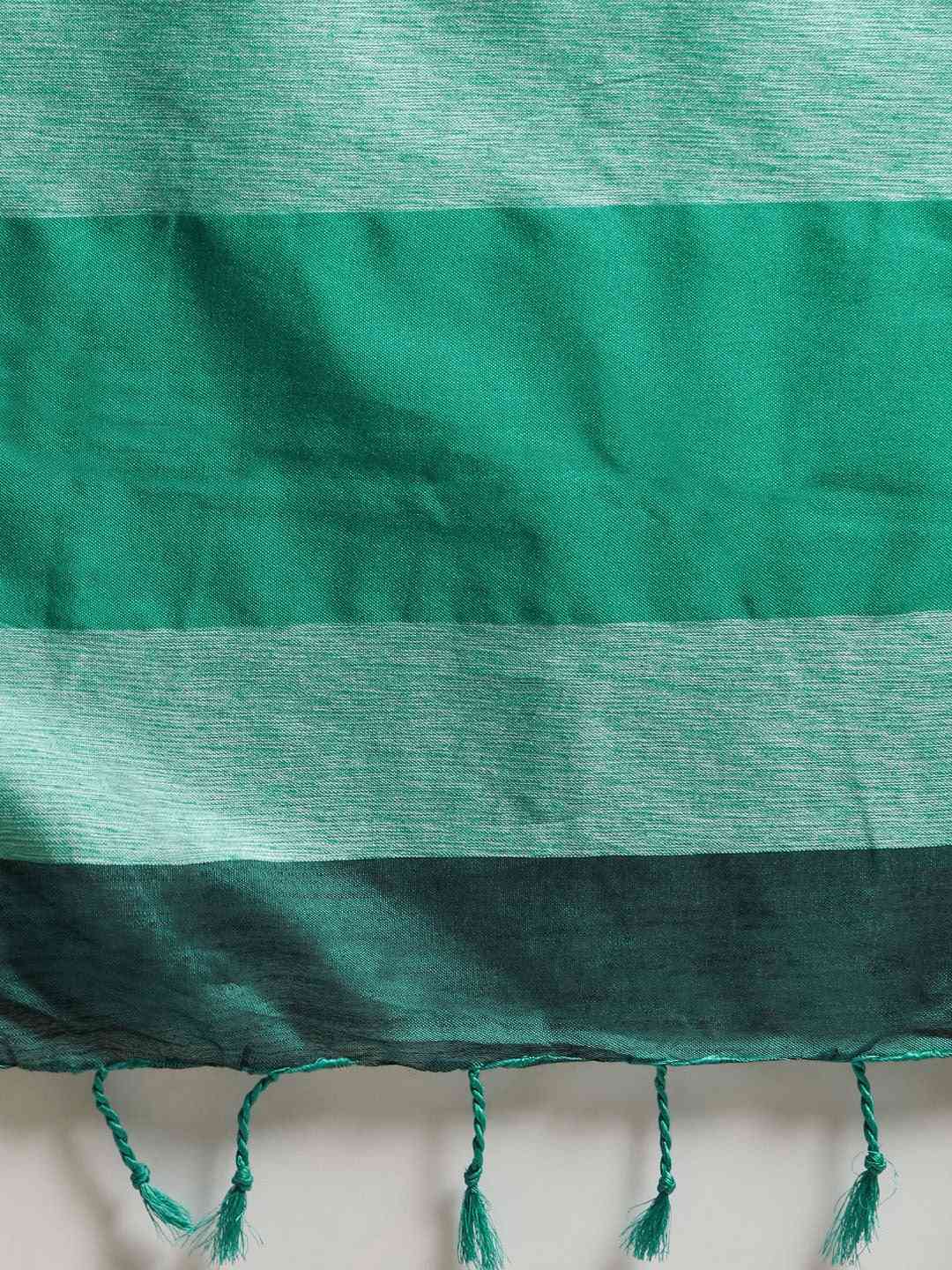 Stylish Green Colour Linen Zari Saree