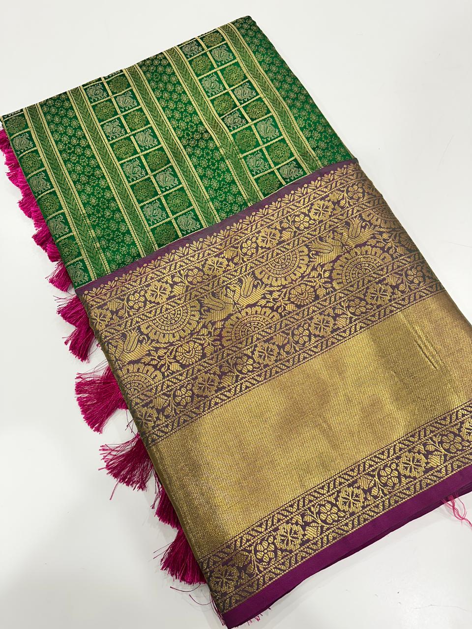 Banarasi Woven Design Saree With Zari Border