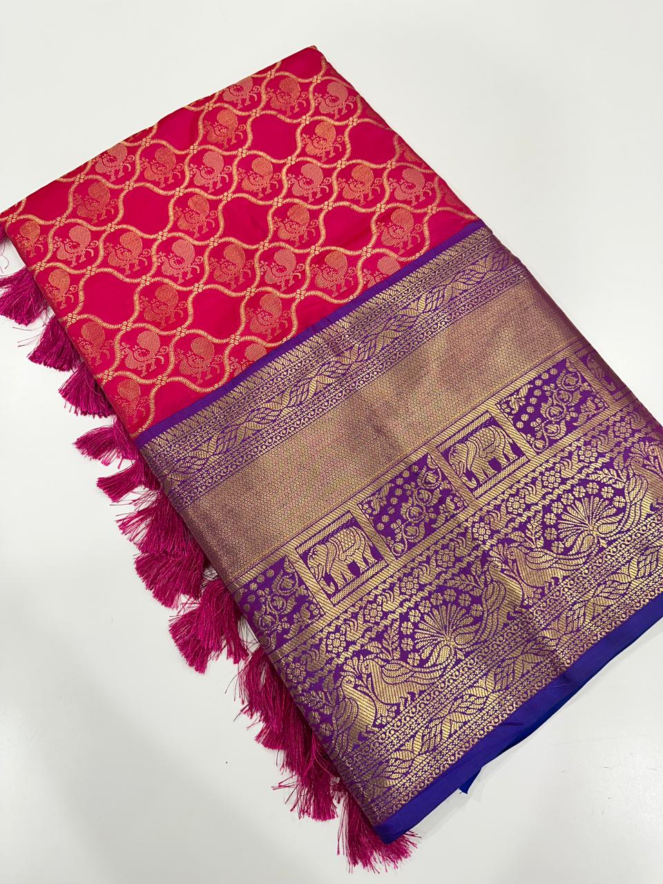 Soft Silk Pink Colour Kanjivaaram Traditional Wear Saree