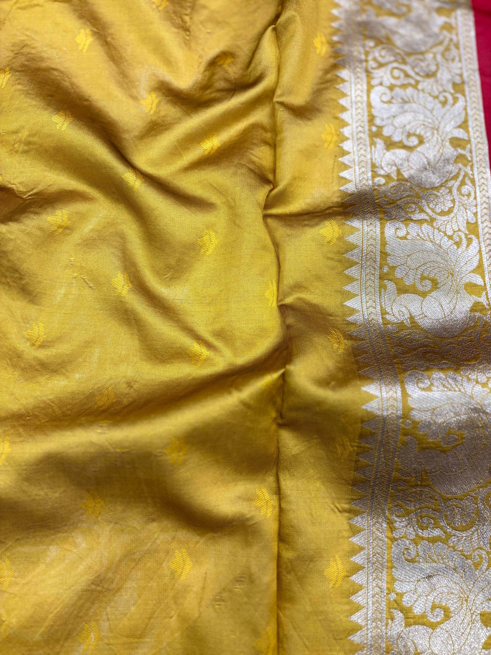 Peacock Red Banarasi Silk Saree