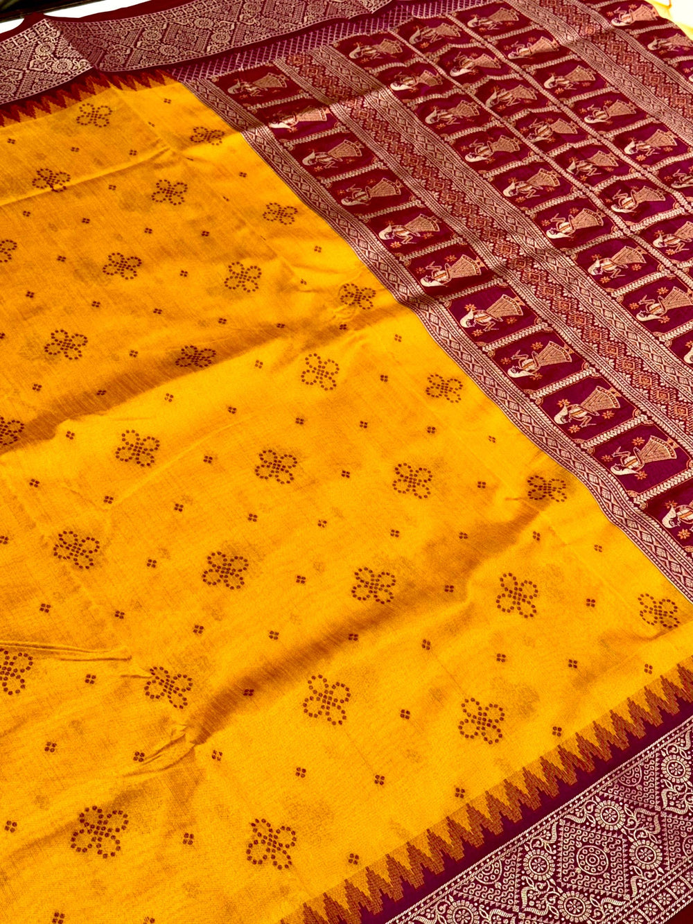 Yellow Crystal Raw Silk Kanchi Pattu Saree