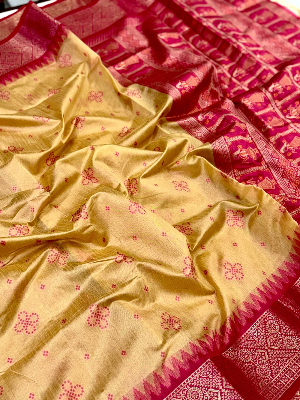 Cream Crystal Raw Silk Kanchi Pattu Saree