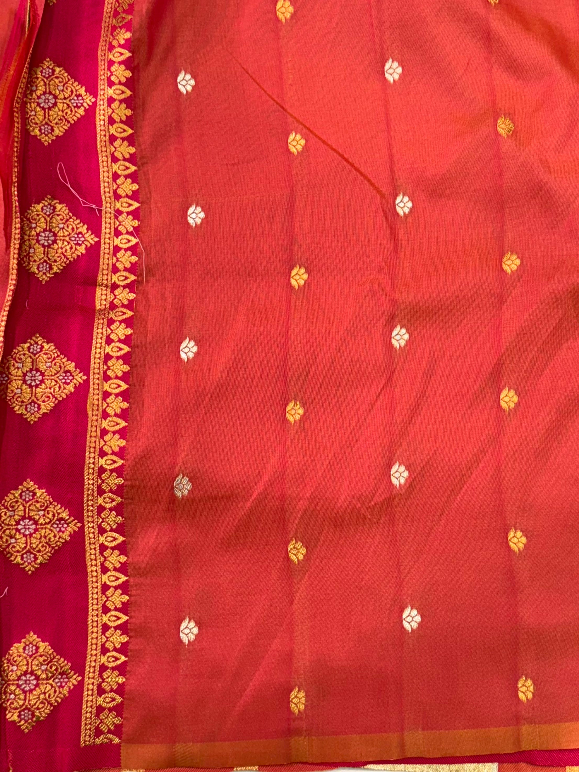 Opulent Soft Silk Sona Chandi Zari Saree