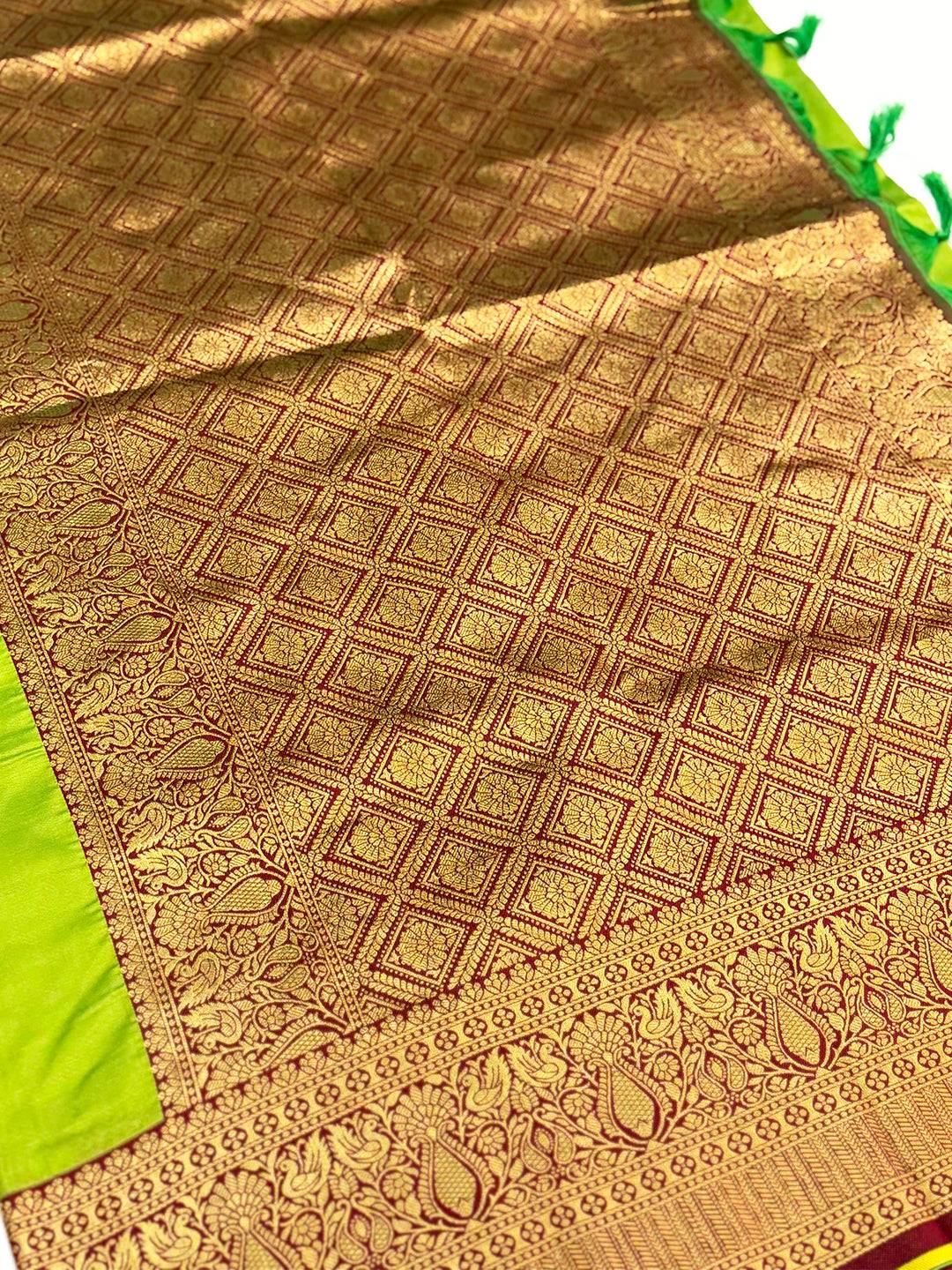 Regal Soft Silk Swan Motif Saree