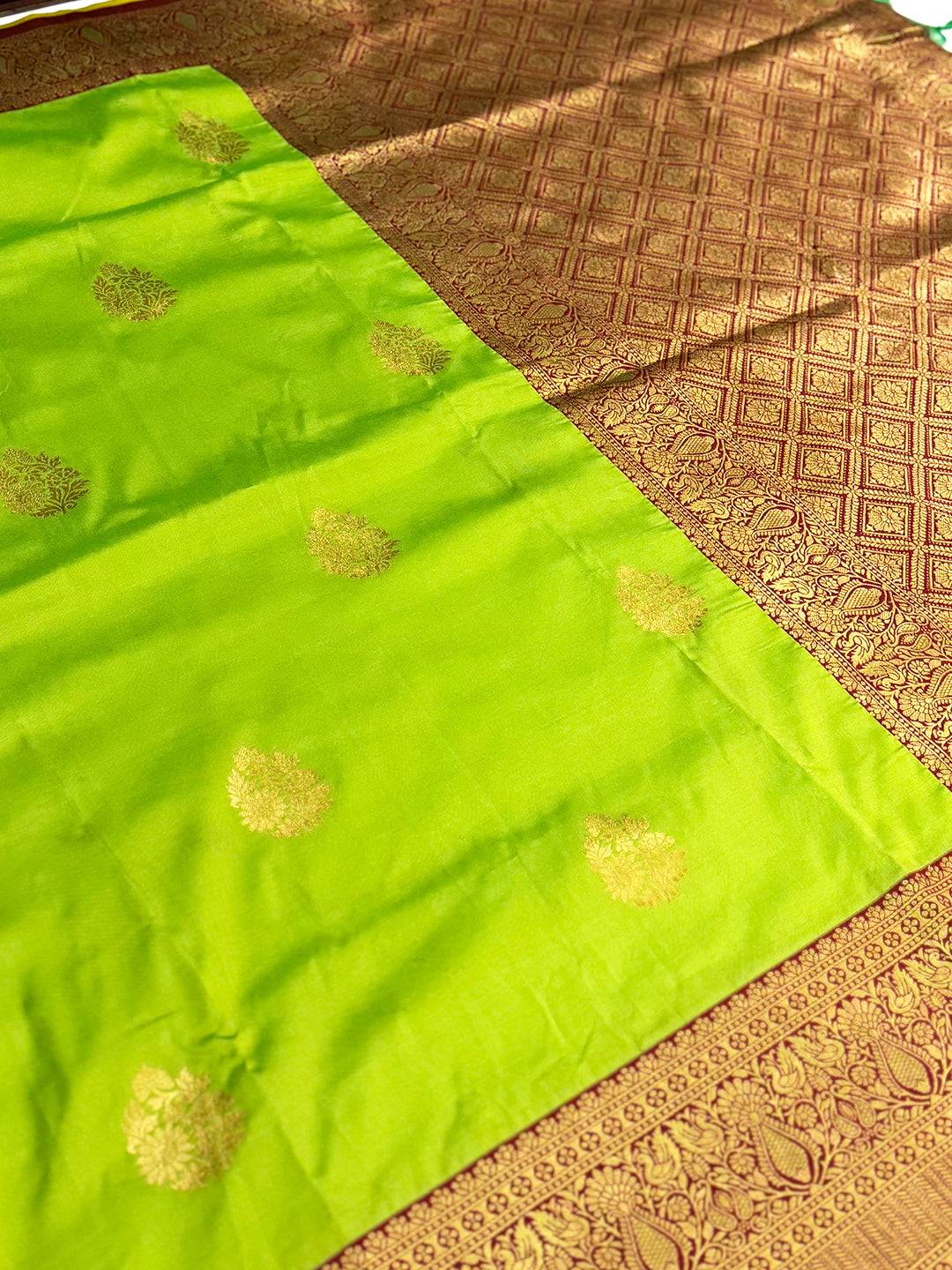 Regal Soft Silk Swan Motif Saree