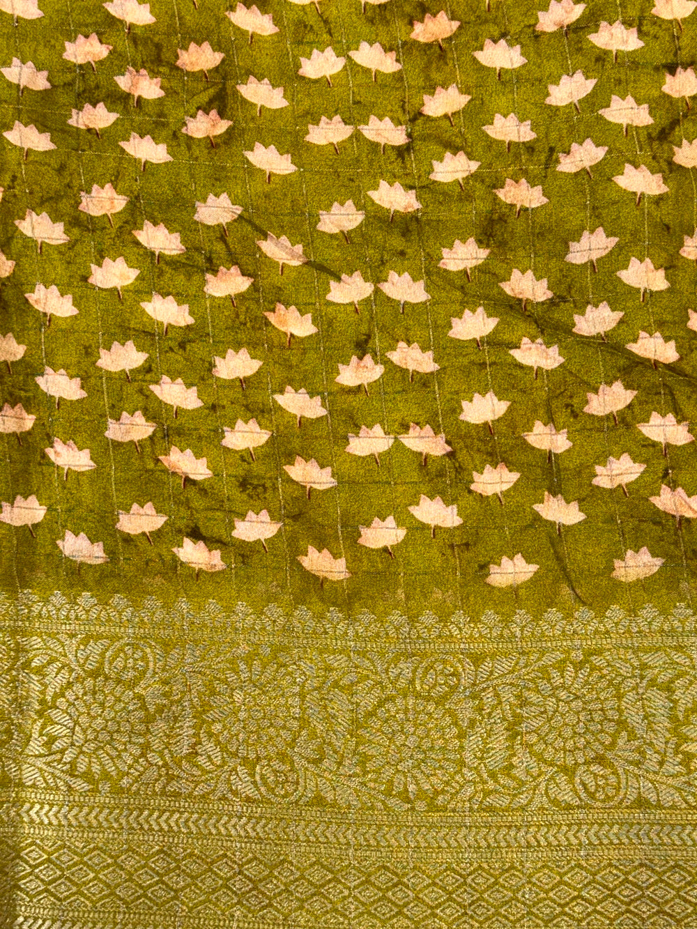 Regal Pure Viscose Dola Check Saree