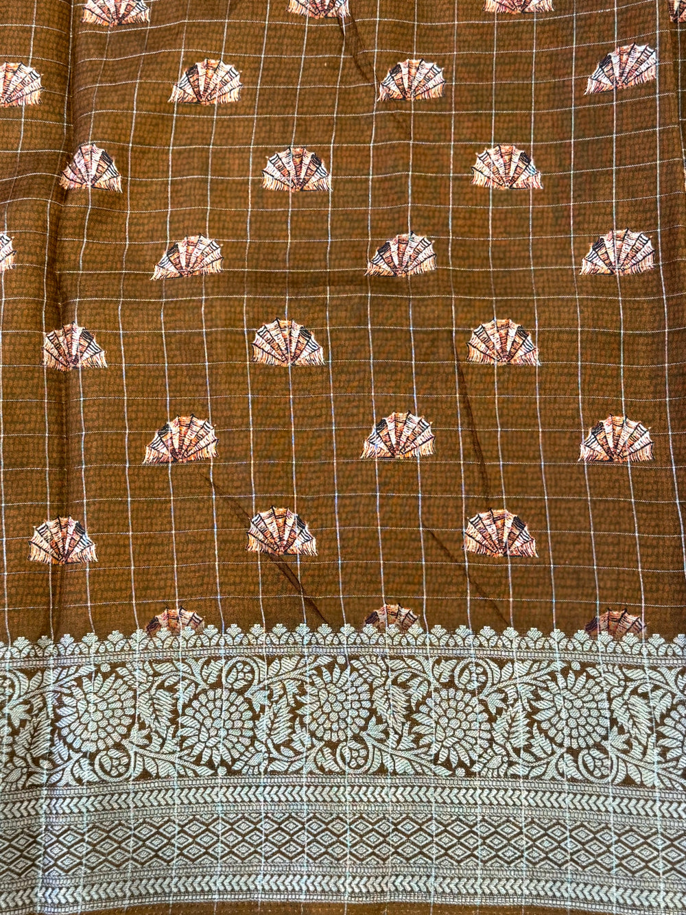 Tradition Pure Viscose Dola Check Saree