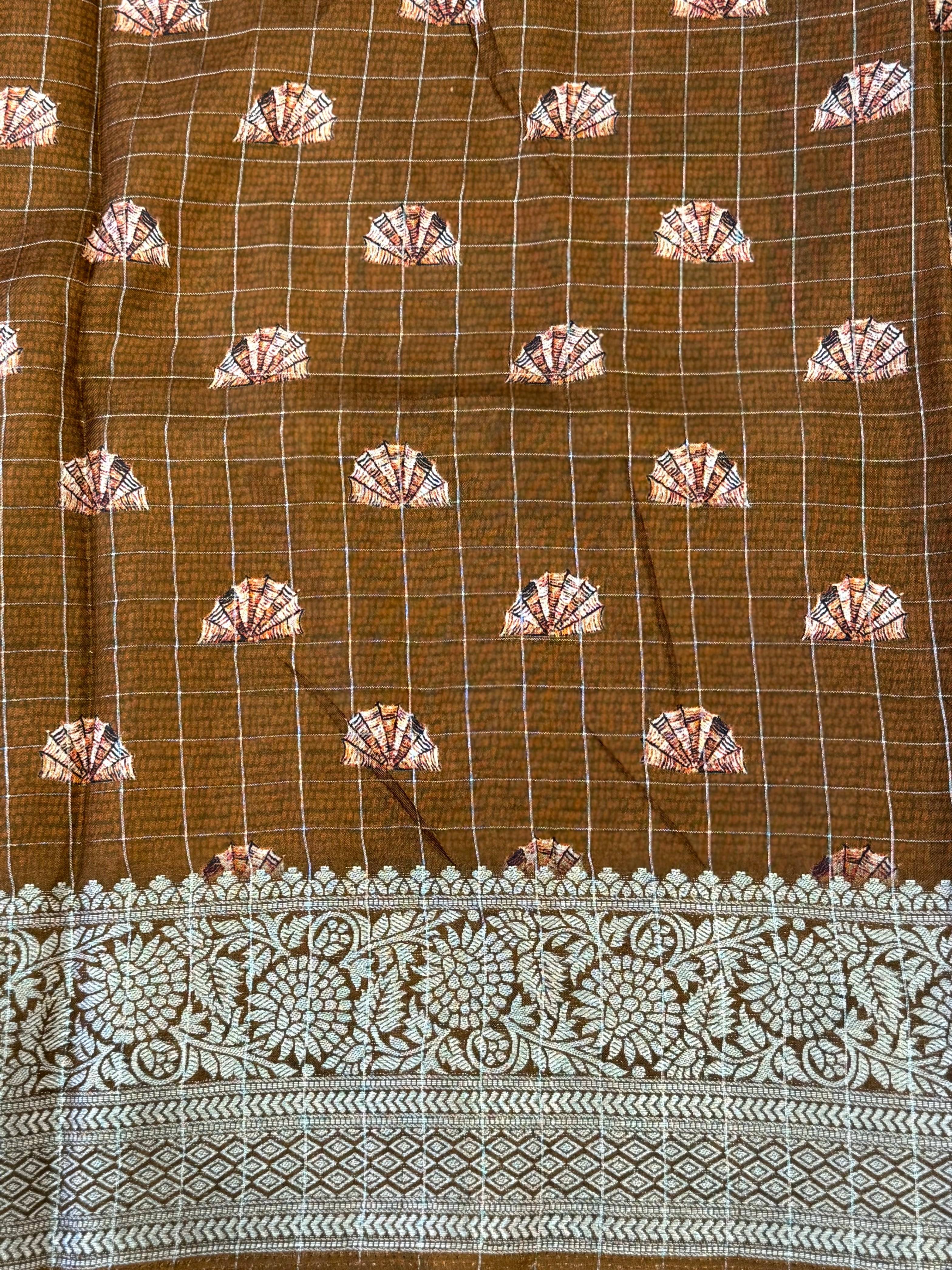 Tradition Pure Viscose Dola Check Saree