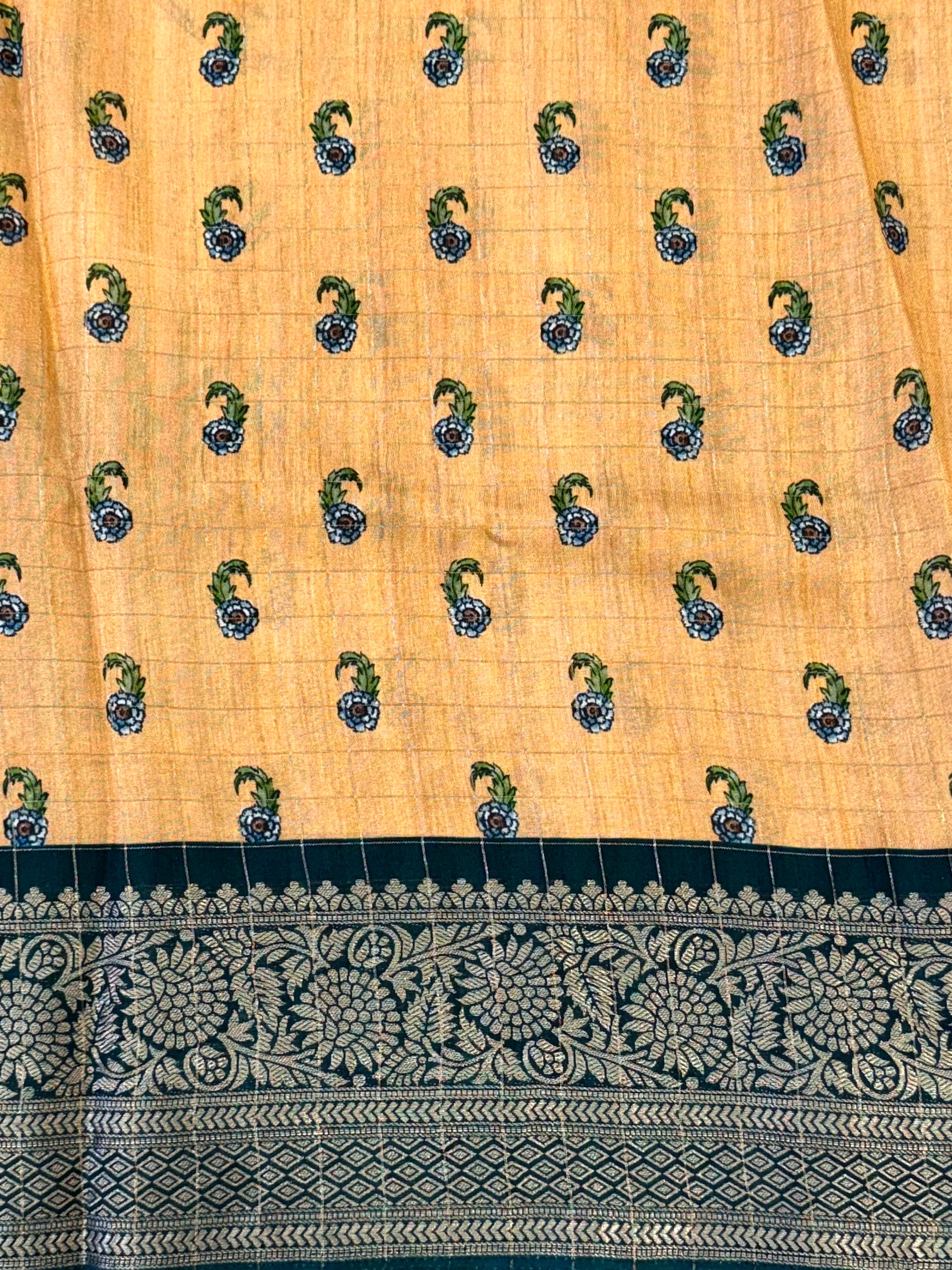 Radiance Pure Viscose Dola Check Saree