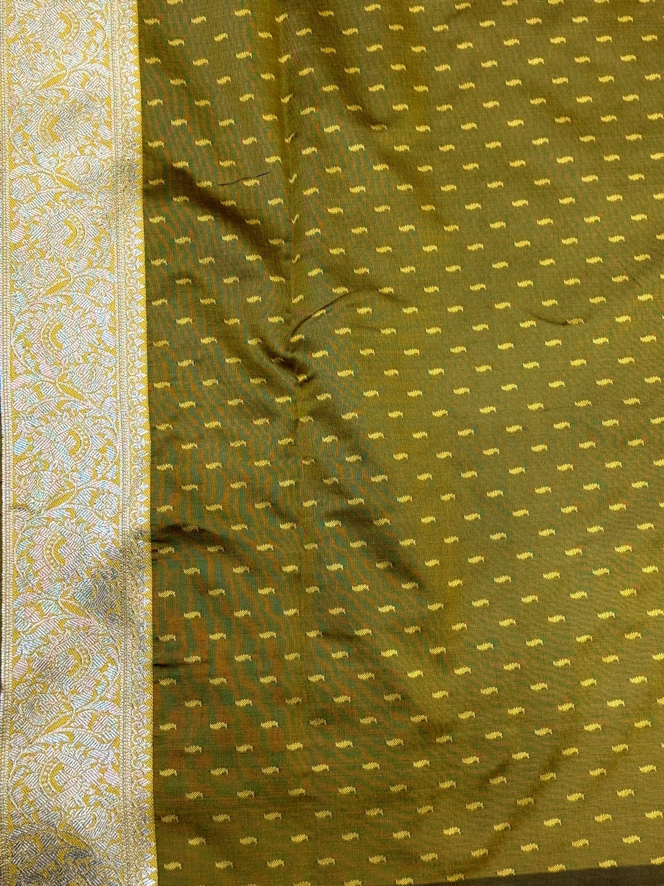 Black Gadwal Weave Soft Silk Saree