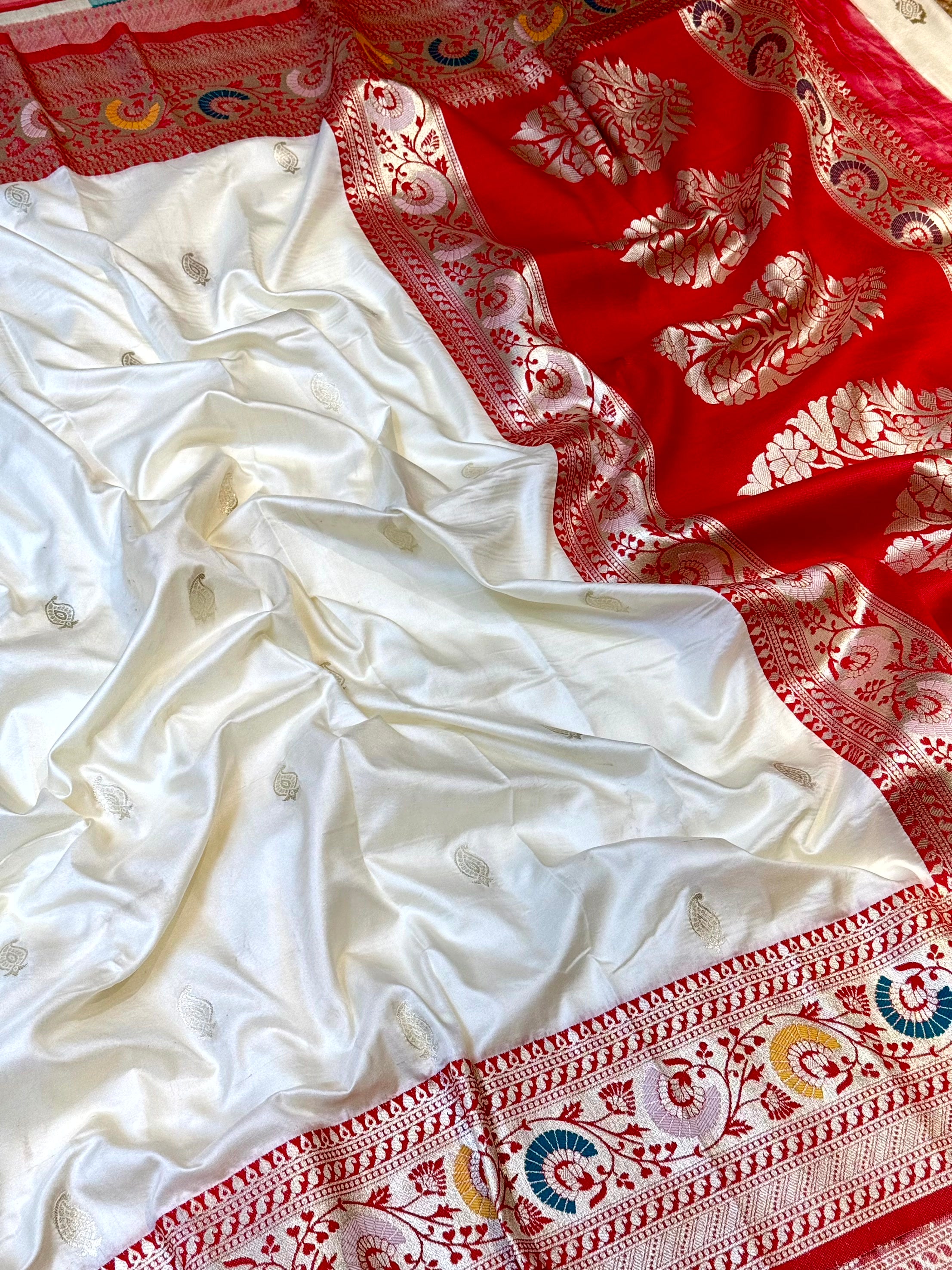 White Soft Silk Kanjivaram Saree