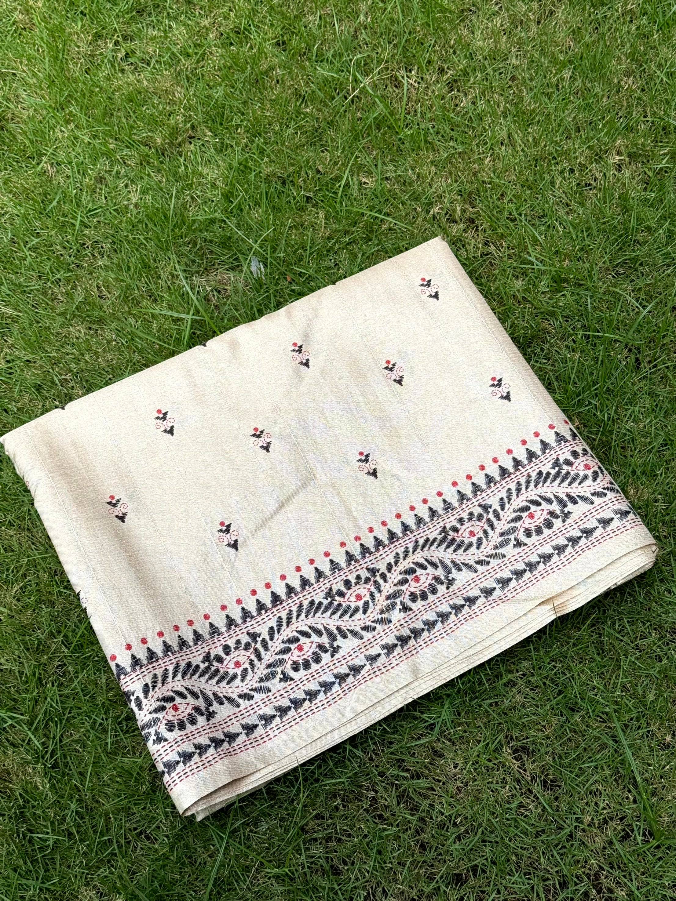 Cream Tussar Silk Madhubani Print Saree