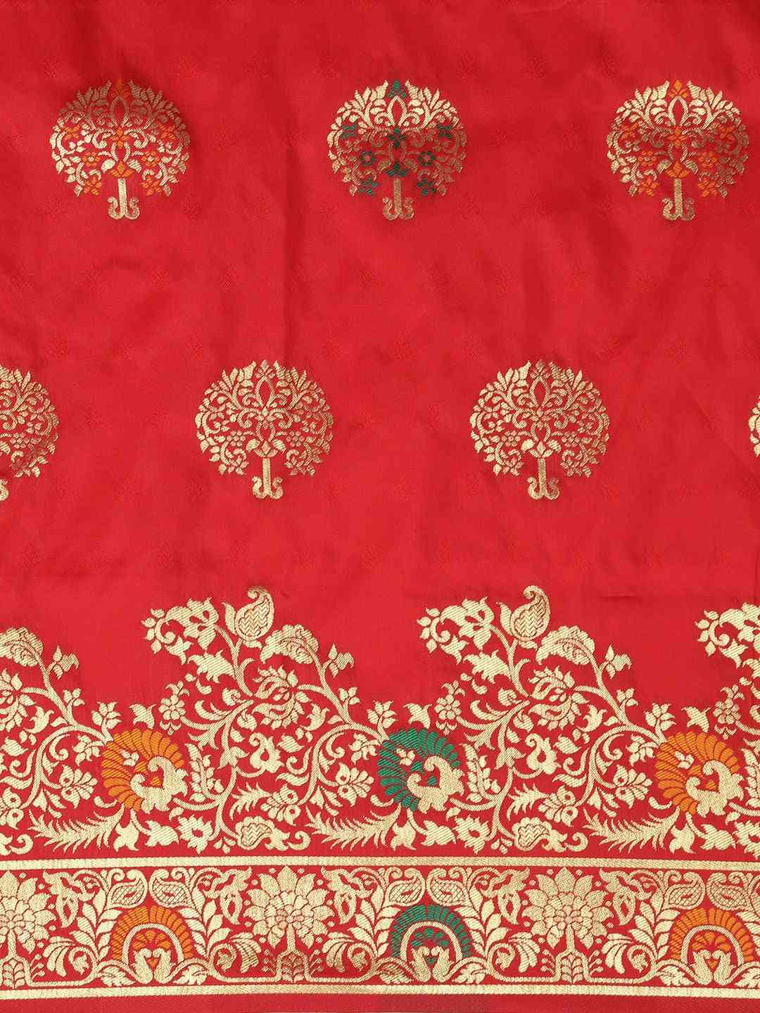 Kanjivaram Silk Sarees With Luxurious Zari Border