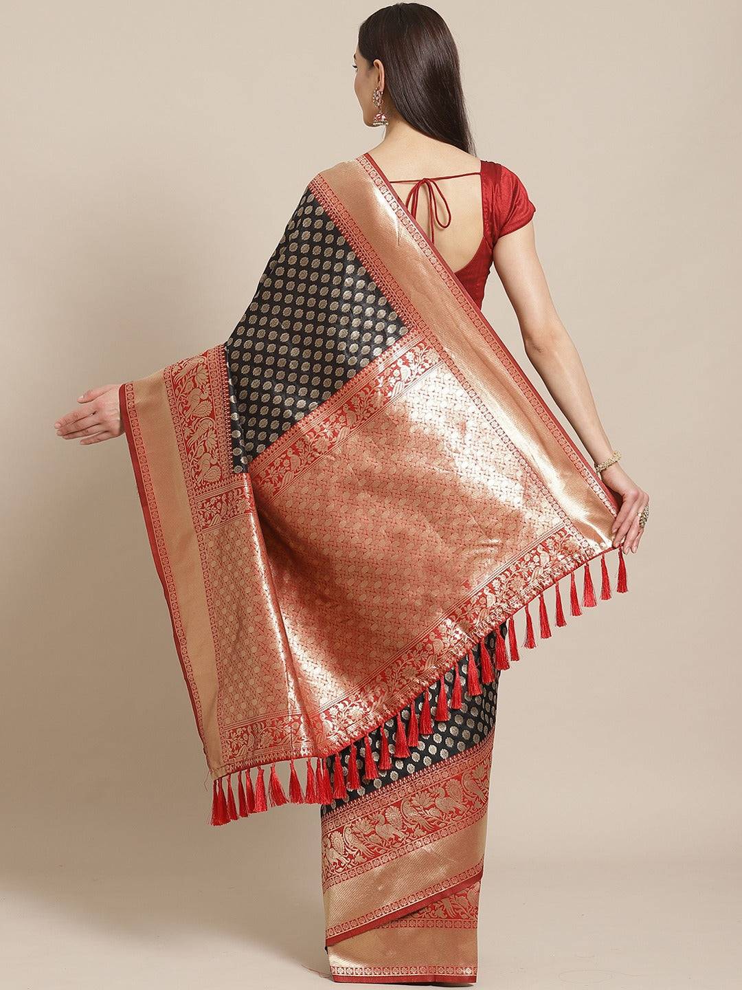 Back view of Banarasi Silk Zari Vely Saree with intricate design