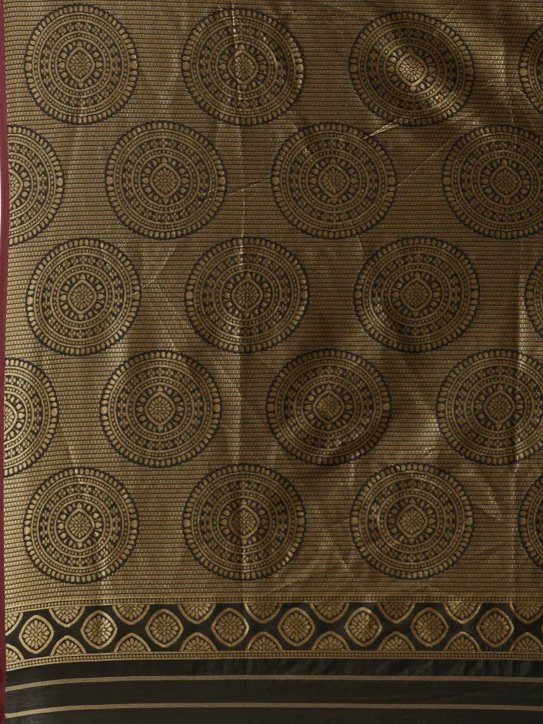 Lastest Banarasi Silk Saree With Zari weaving