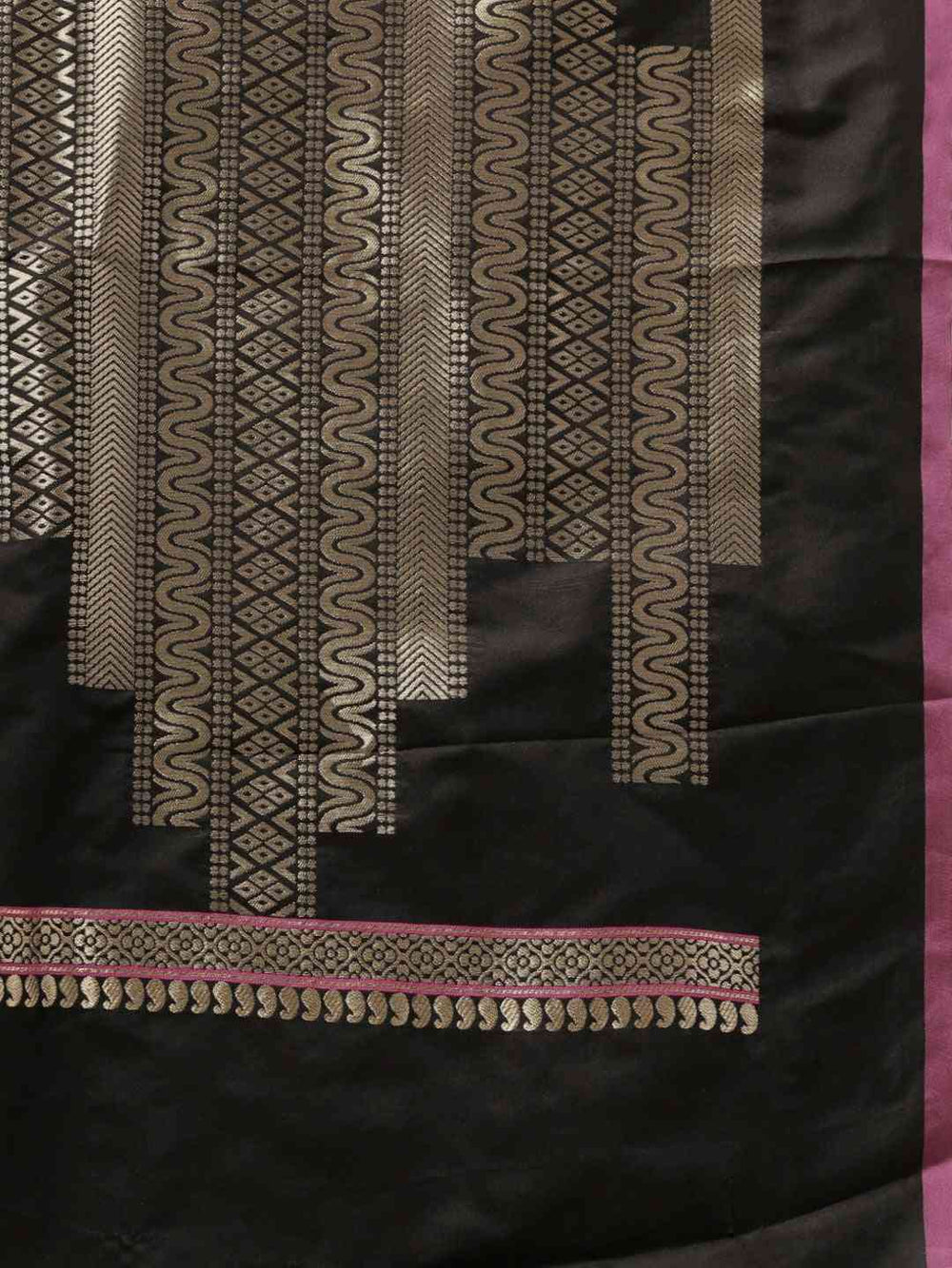 Stylish Kanjivaram Black Colour Silk Blend Saree