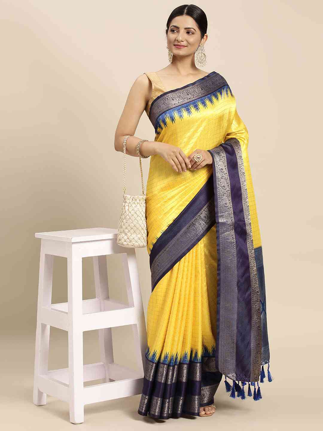 Banarasi Silk Gadwal Pattu Saree With Zari weaving
