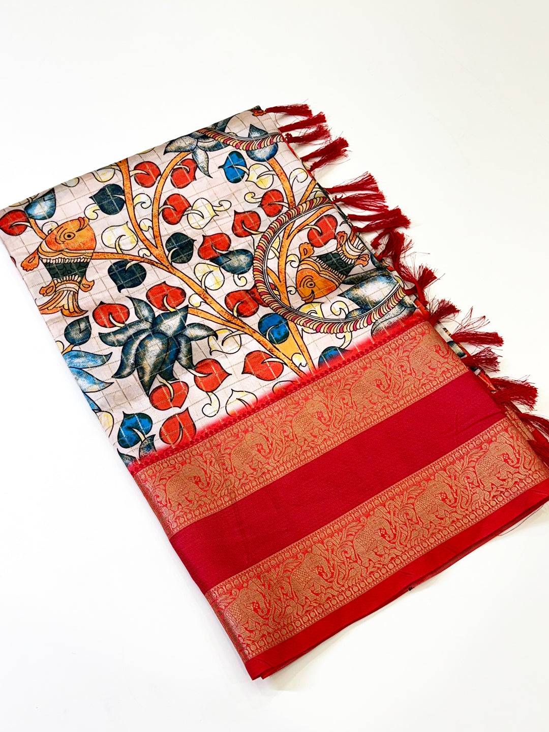 Cream Fish Kalamkari Gadwal Saree