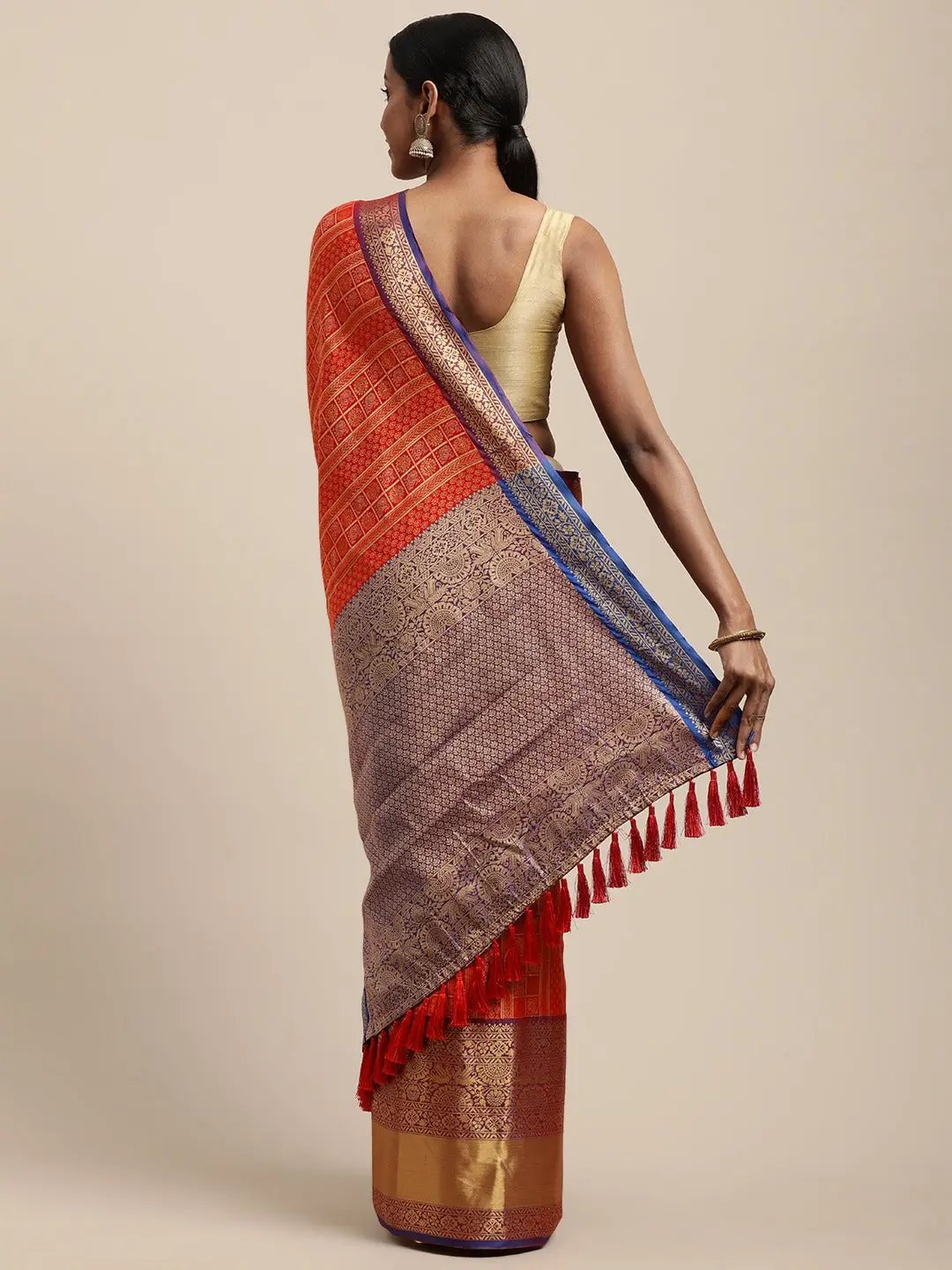 Kanjivaaram Soft Silk Saree With Zari Butta Work
