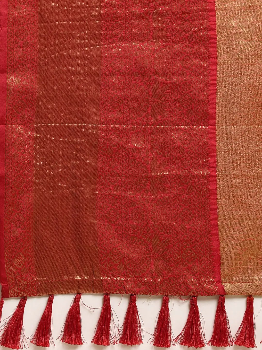 Exclusive Banarasi Woven Design Saree With Zari Border