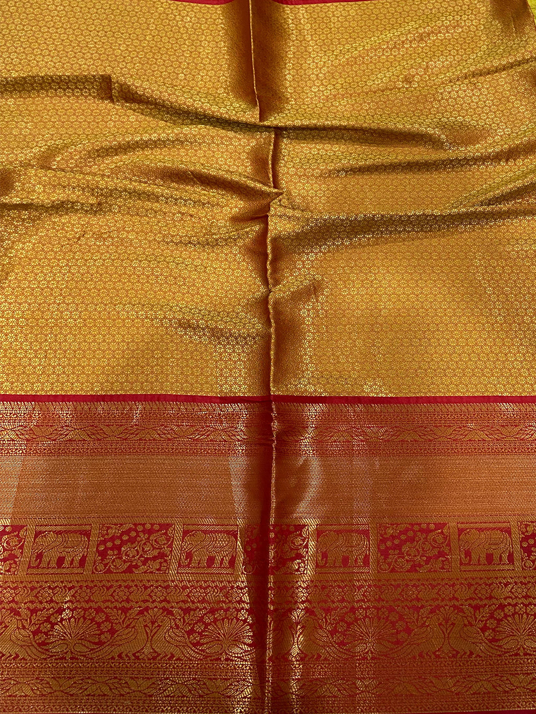Pink Elegant Soft Silk Saree With Pattu Zari Border