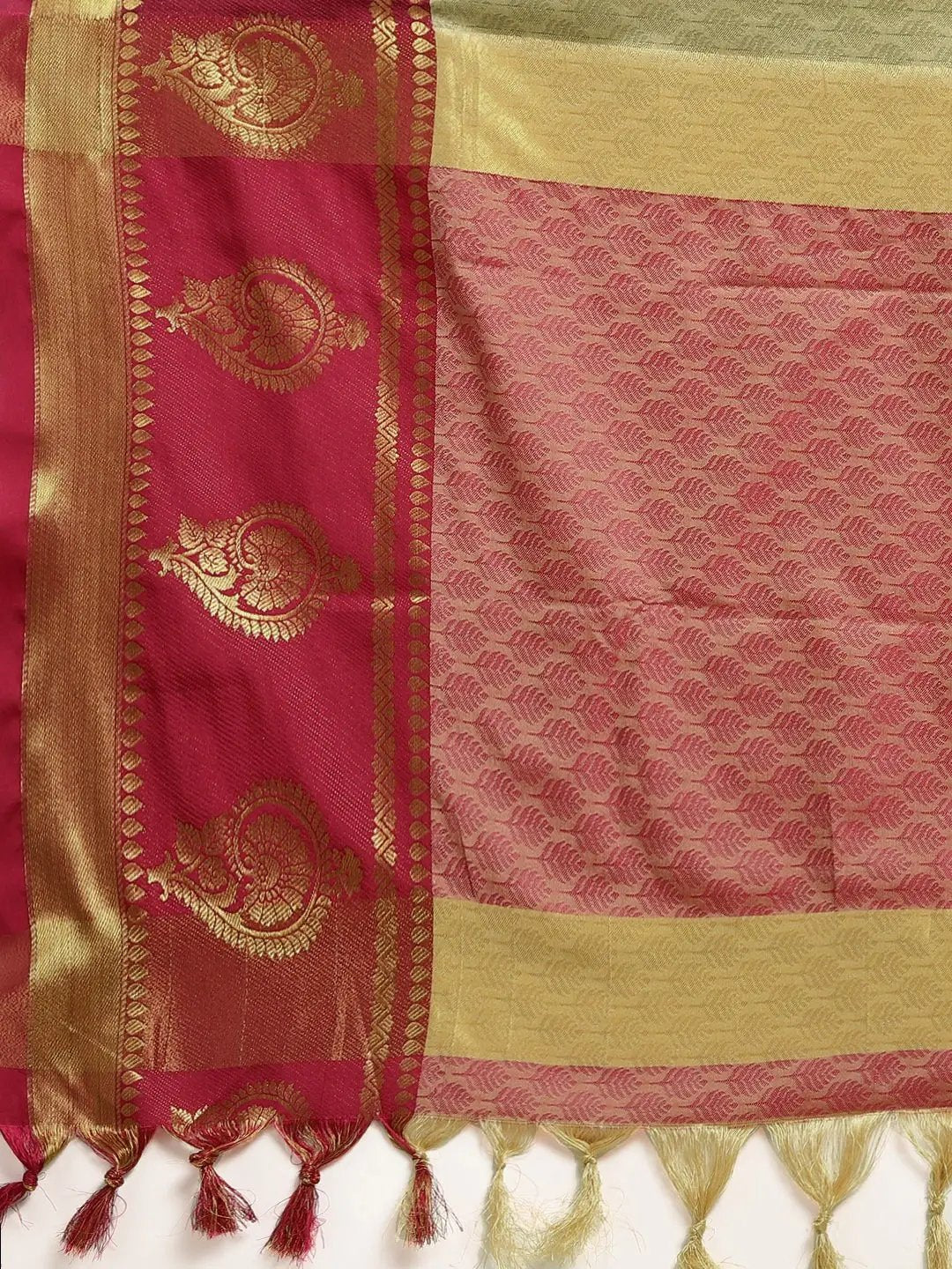 Uppada Cotton Silk Saree With Self Butti