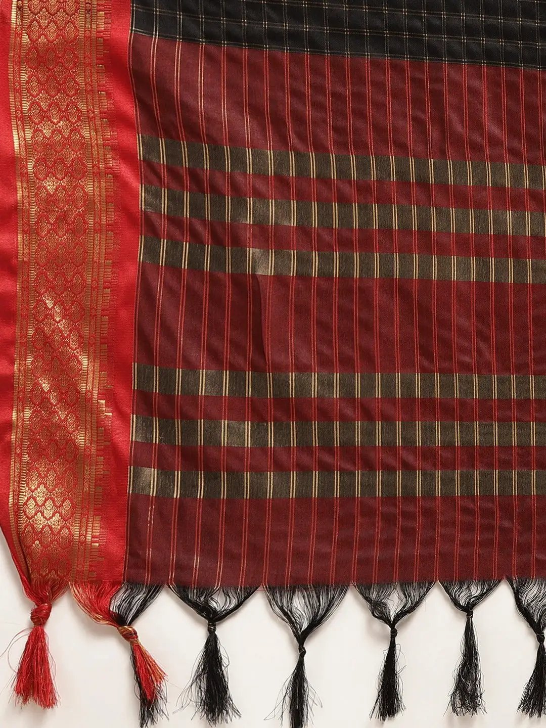 Uppada Cotton Silk Saree With Self Butti