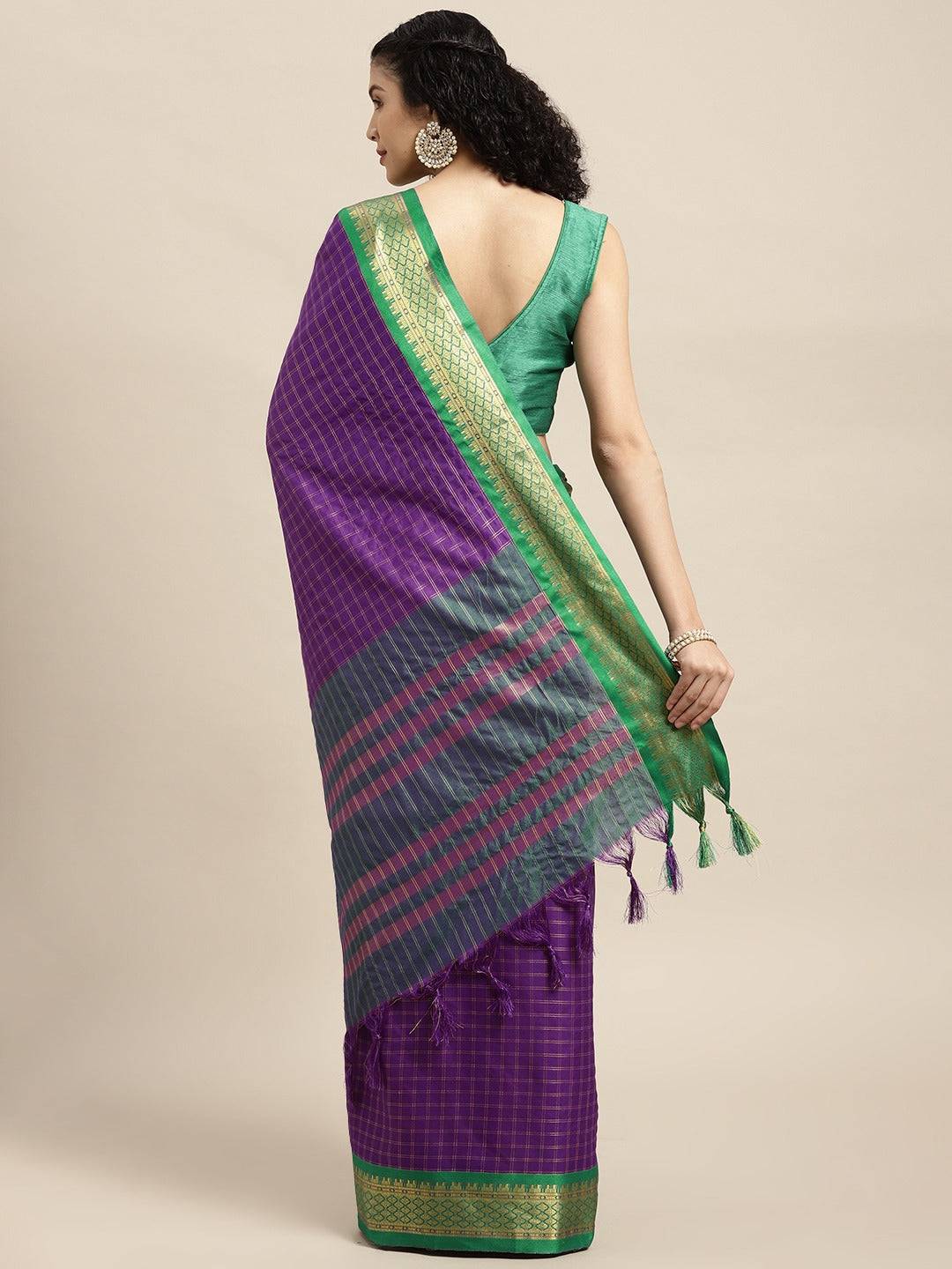 Uppada Cotton Silk Saree With Self Butti