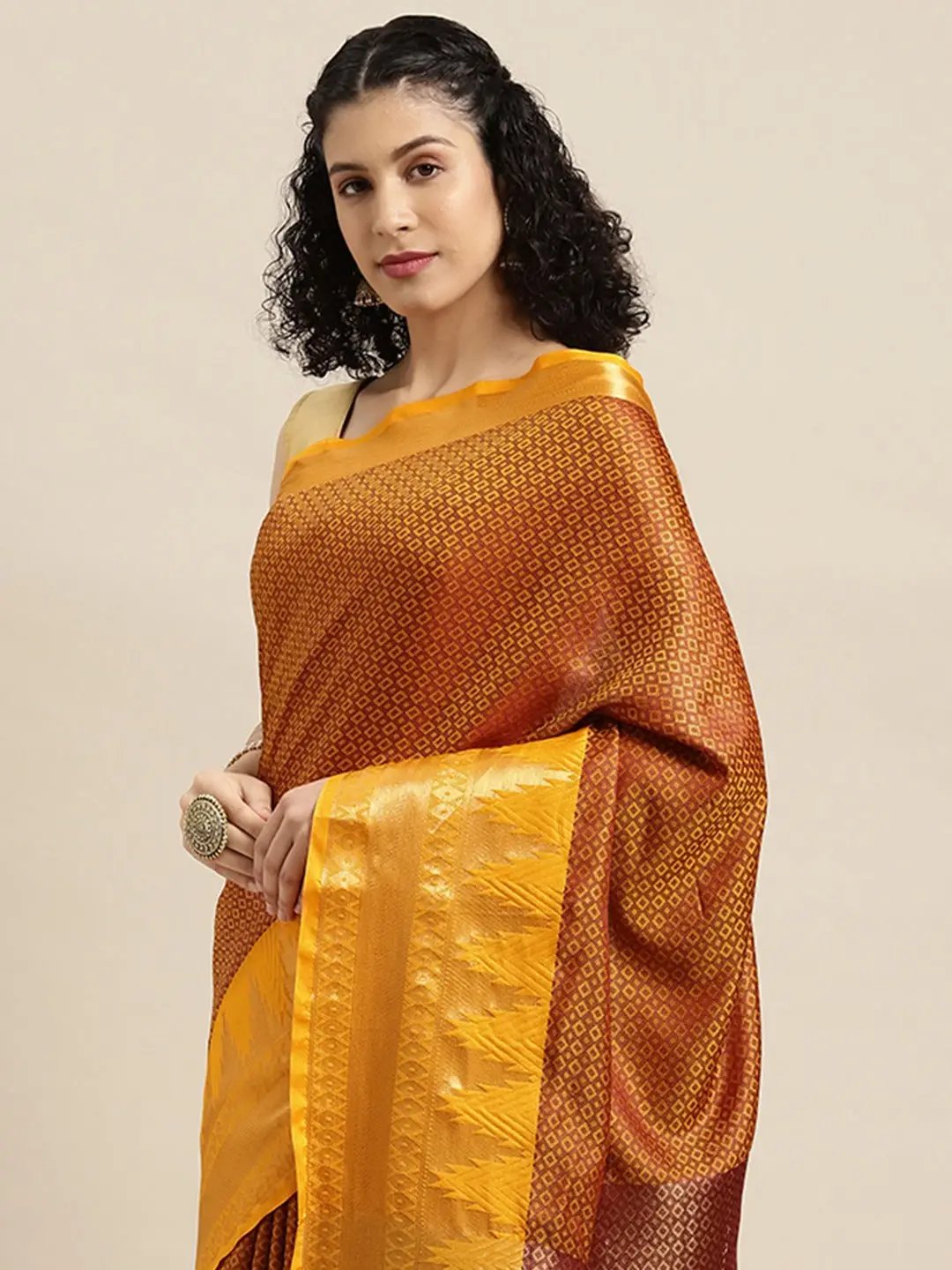 Uppada Cotton Silk Saree With Self Butti