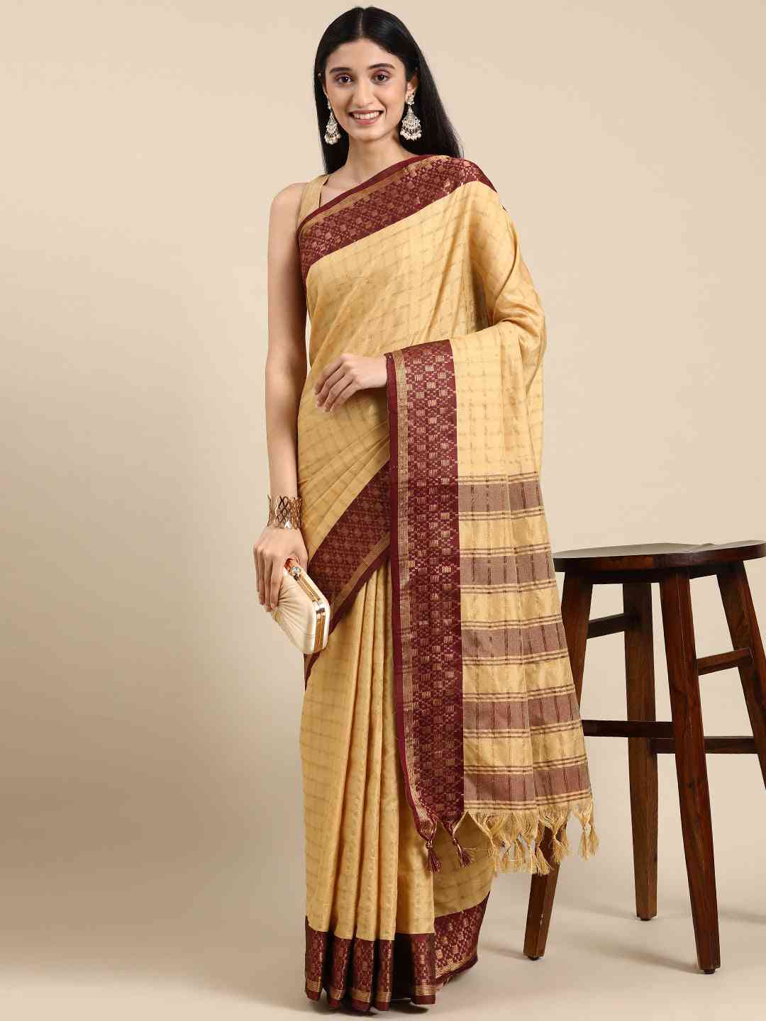 Small Chex Uppada Cotton Silk Saree