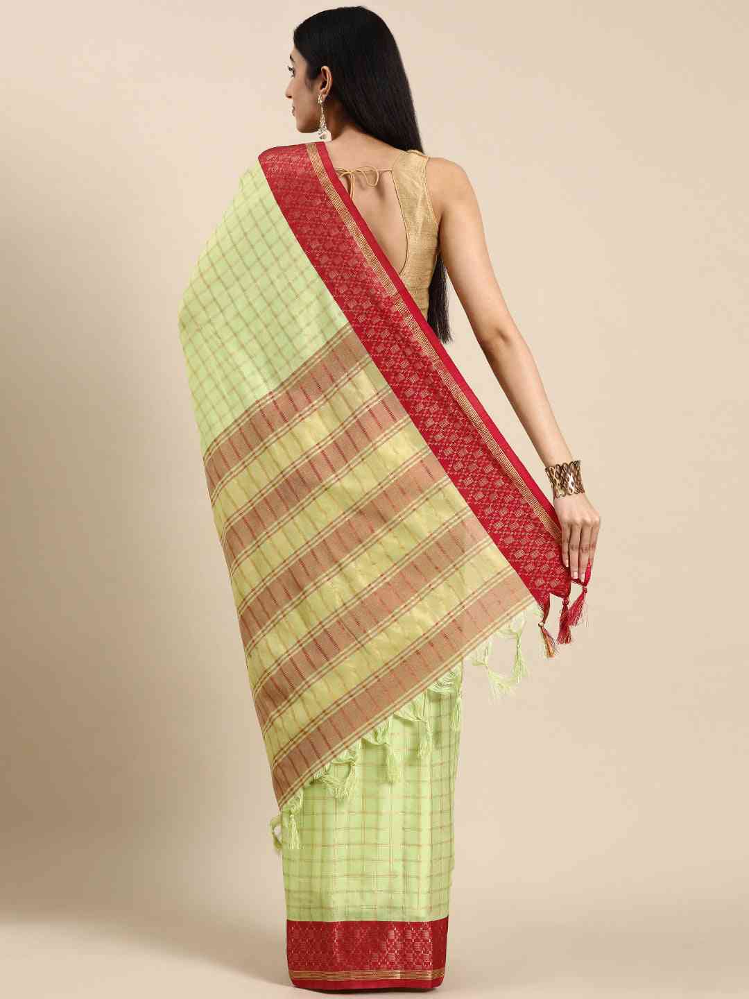 Small Chex Uppada Cotton Silk Saree