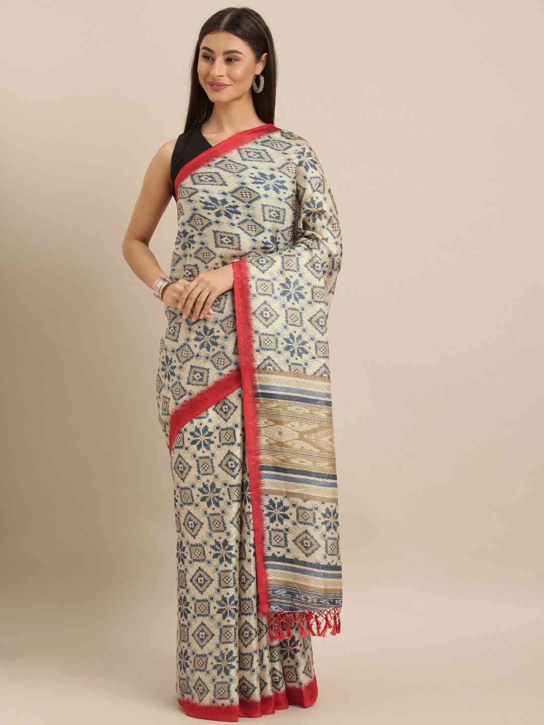 Exclusive Patola Silk Saree With Ethnic Motifs Work