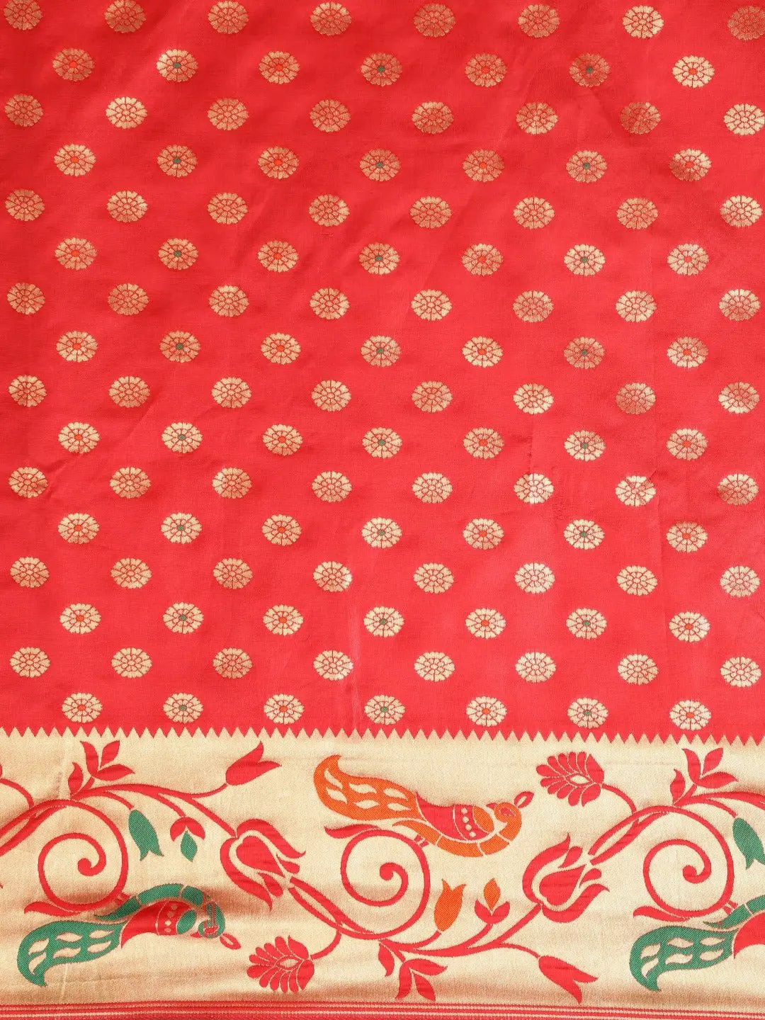 Beautiful Banarasi Silk Saree with Woven Design