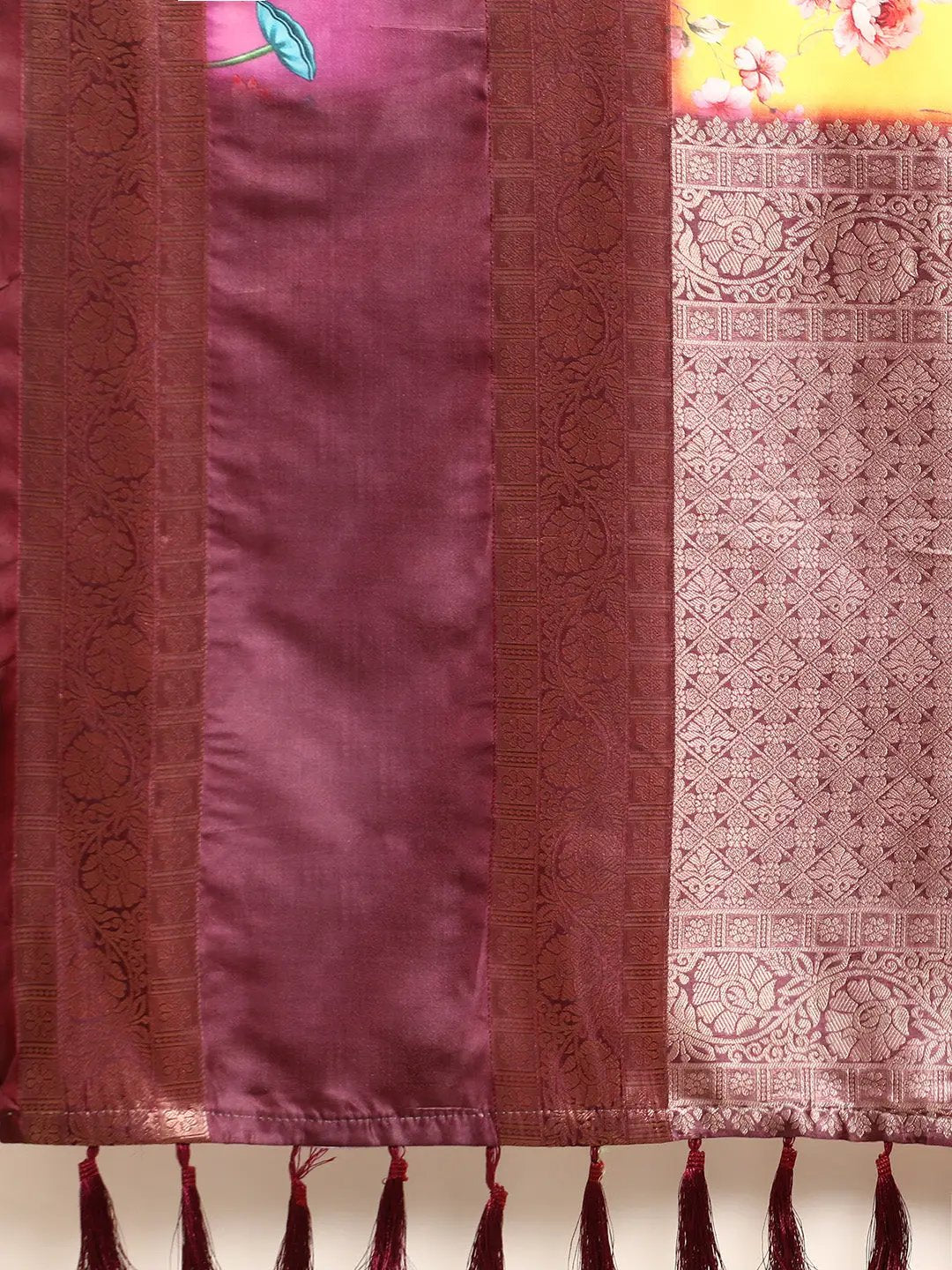 Soft Gadhwal Patti Woven Flower Pichwai Print Banarasi Saree